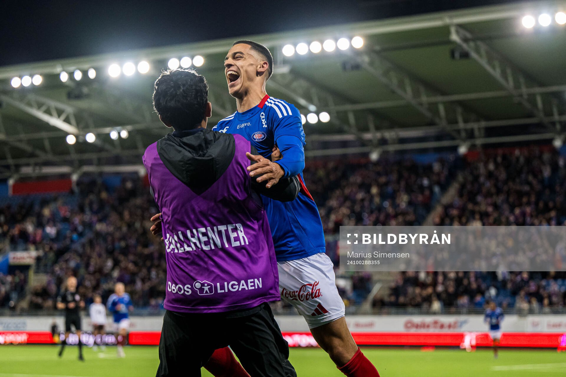 Jones El-Abdellaoui of Vålerenga celebrates