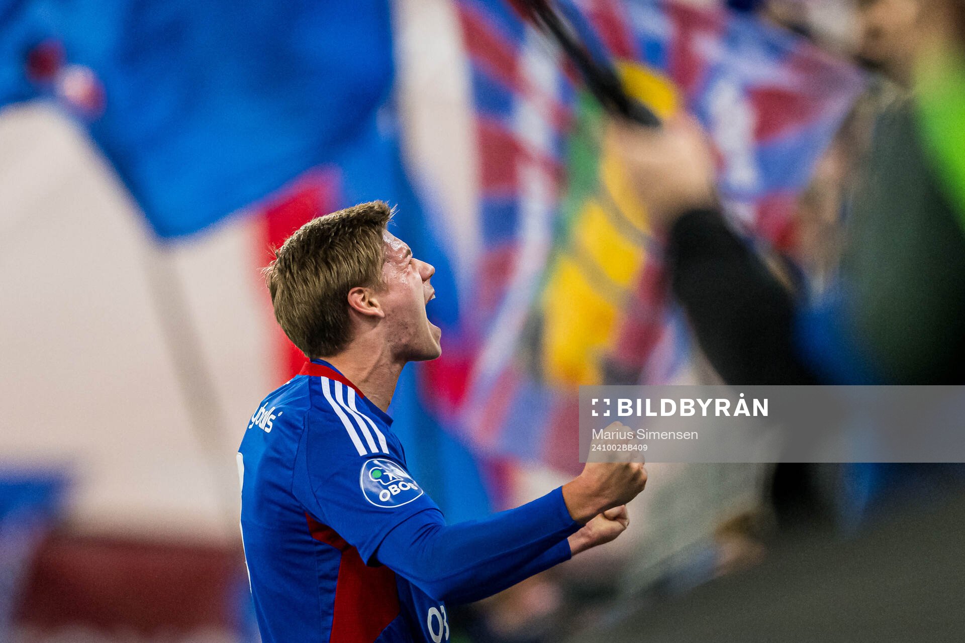 Mees Rijks of Vålerenga celebrates
