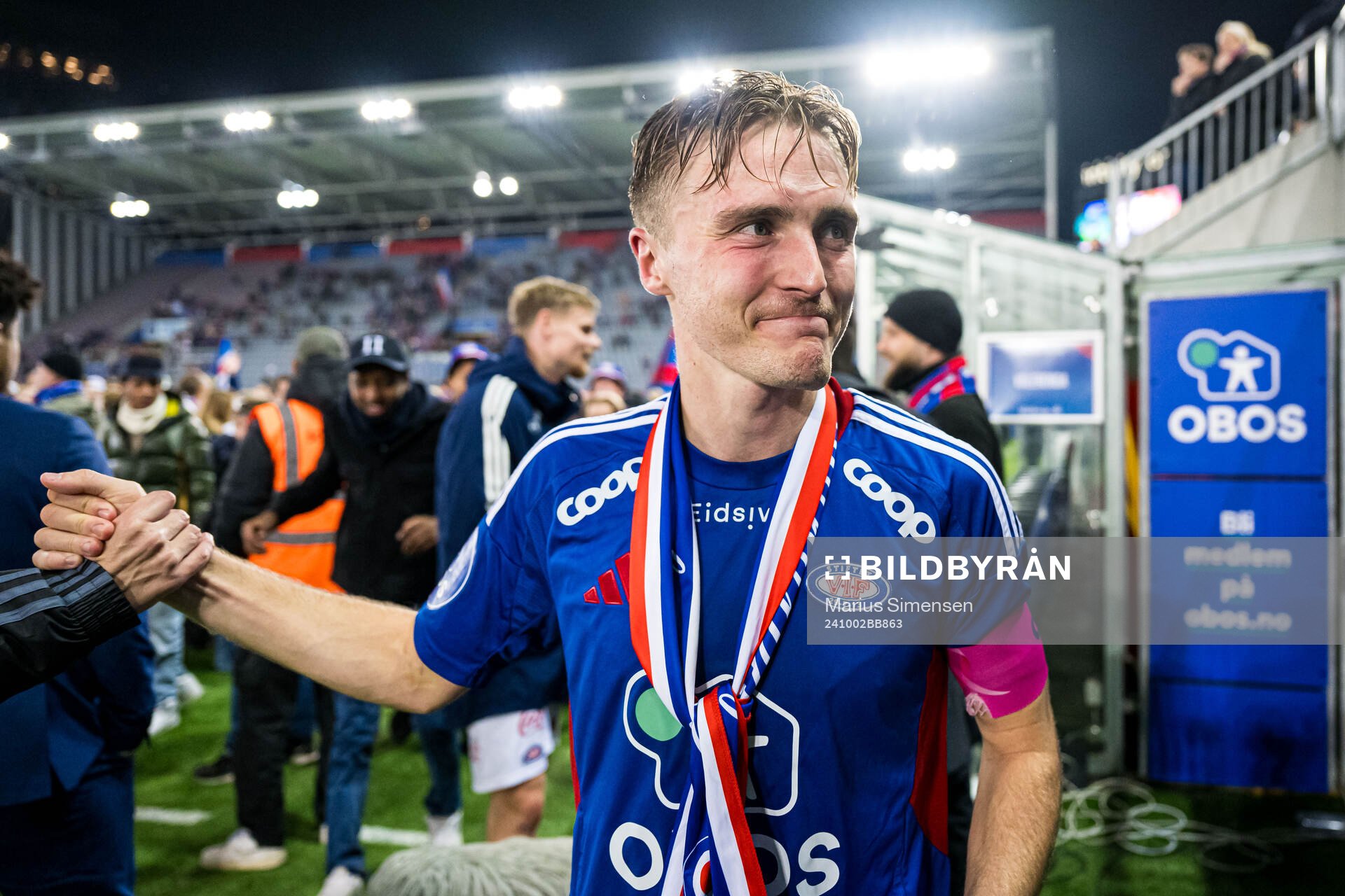 Christian Borchgrevink of Vålerenga celebrates promotion to the Eliteserien after the OBOS-ligaen match between Vålerenga and Mjøndalen on October 2, 2024 in Oslo.