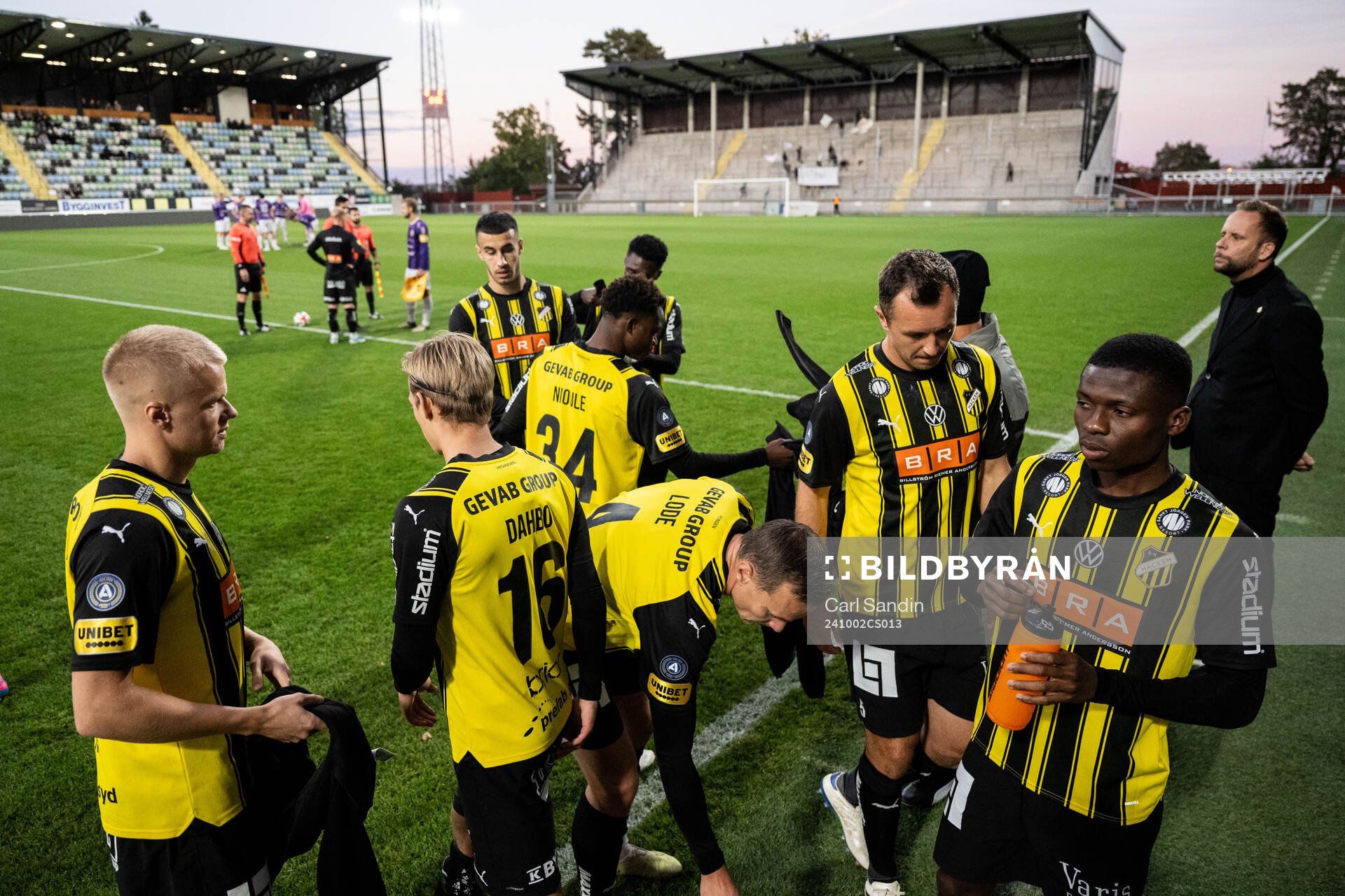 Häckens spelare samlas