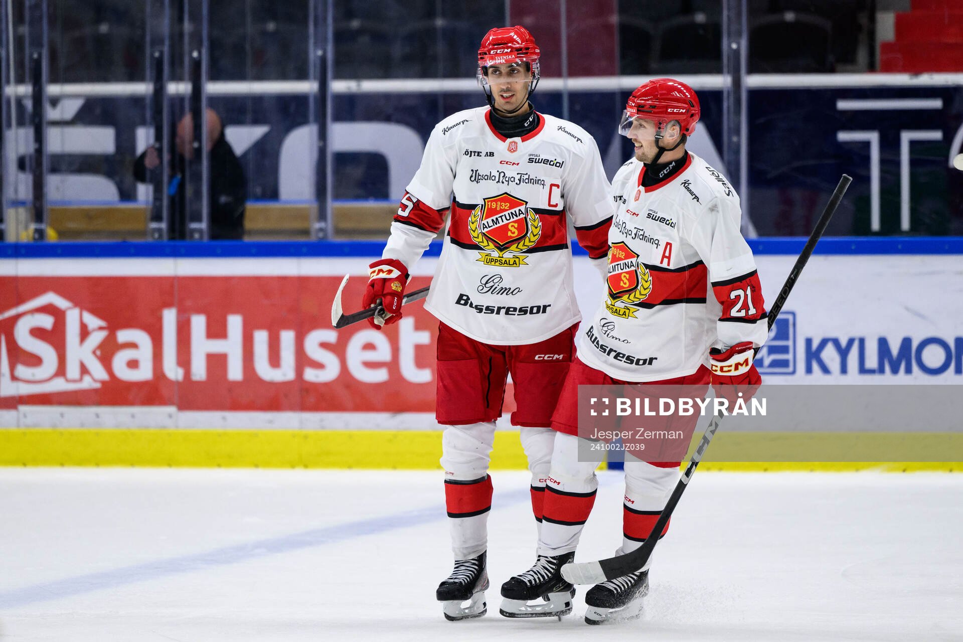 Almtunas Marcus Karlström jublar