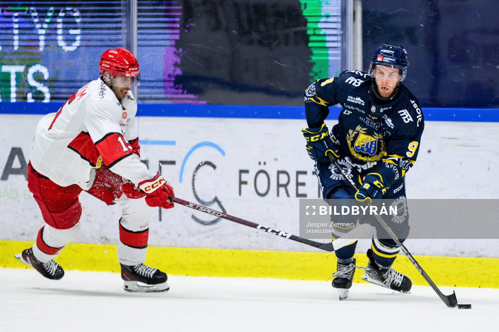 Almtunas Marcus Karlström och Södertäljes Viktor Grahn