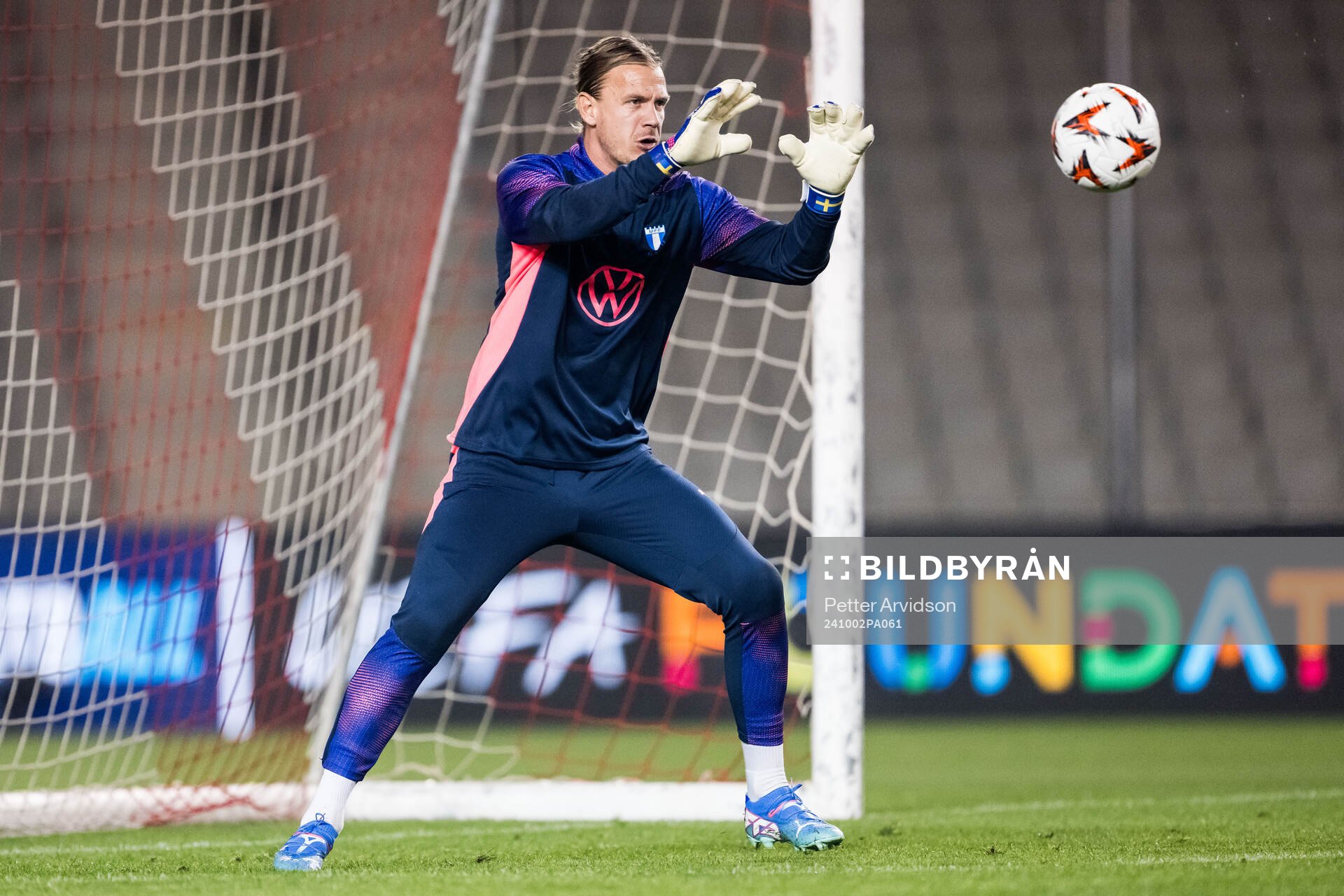 Goalkeeper Johan Dahlin of Malmö FF