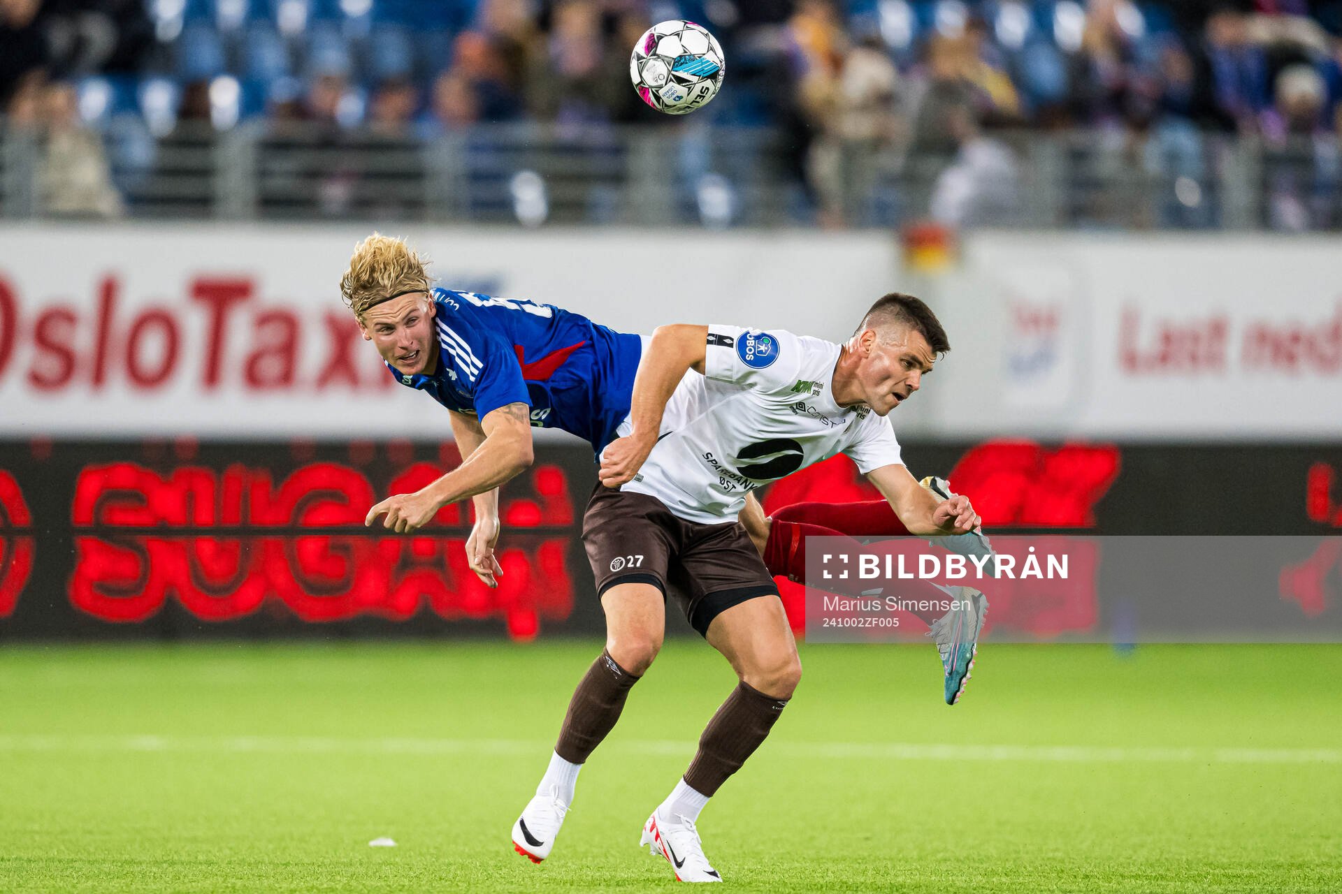 Sebastian Jarl of Vålerenga and Kristoffer Tokstad of