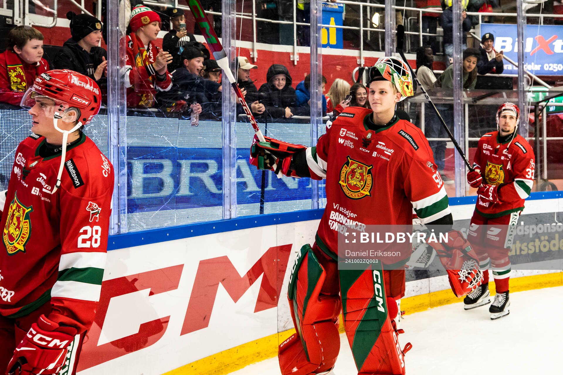 Moras målvakt Topias Leinonen jublar