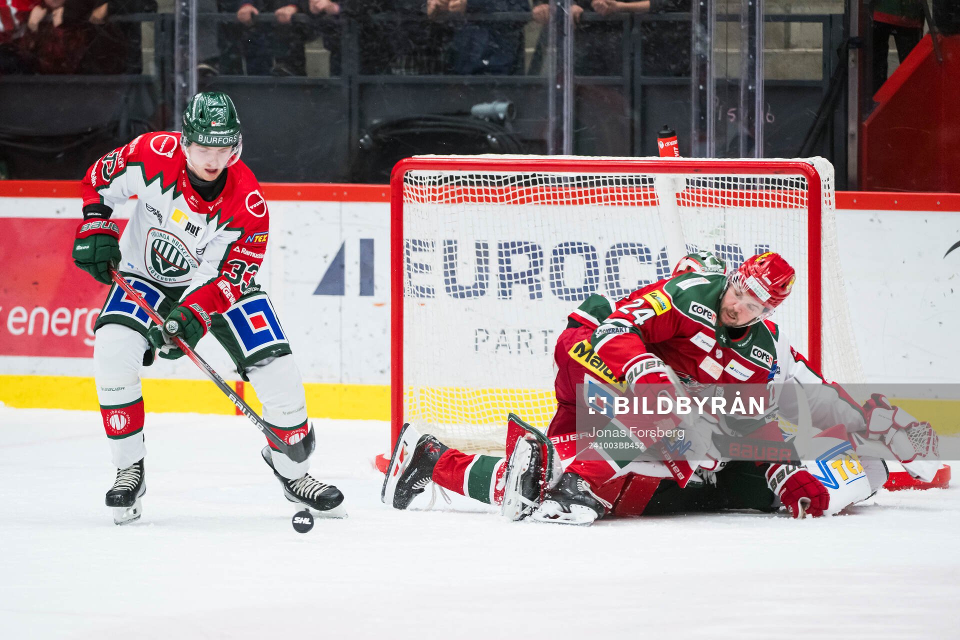 Frölundas Linus Högberg och MoDos Måns Carlsson