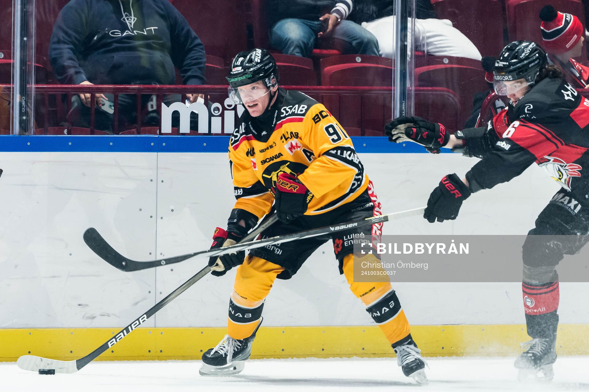 Luleås Brian O'neil och Malmö Redhawks Dominik Badinka