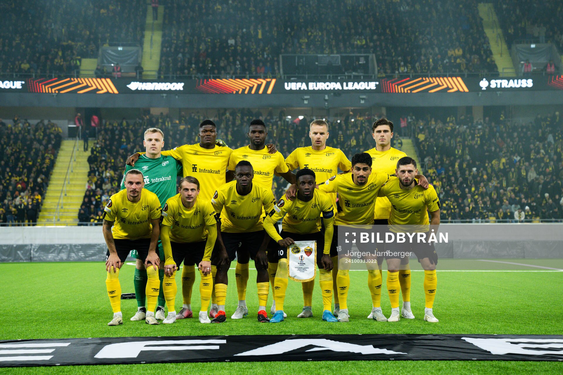 The players of Elfsborg pose for a team group photo