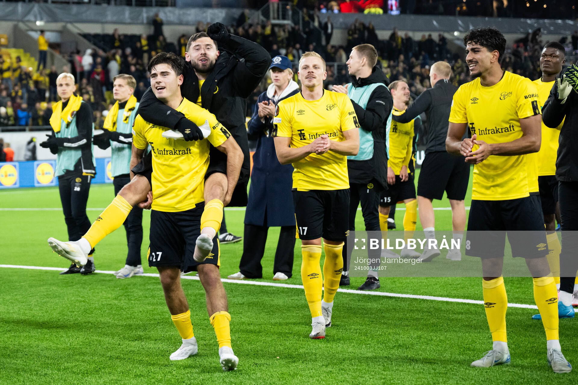 Players of Elfsborg celebrates