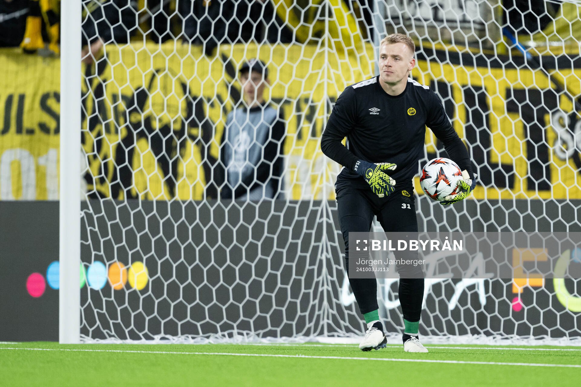 goalkeeper Isak Pettersson of Elfsborg