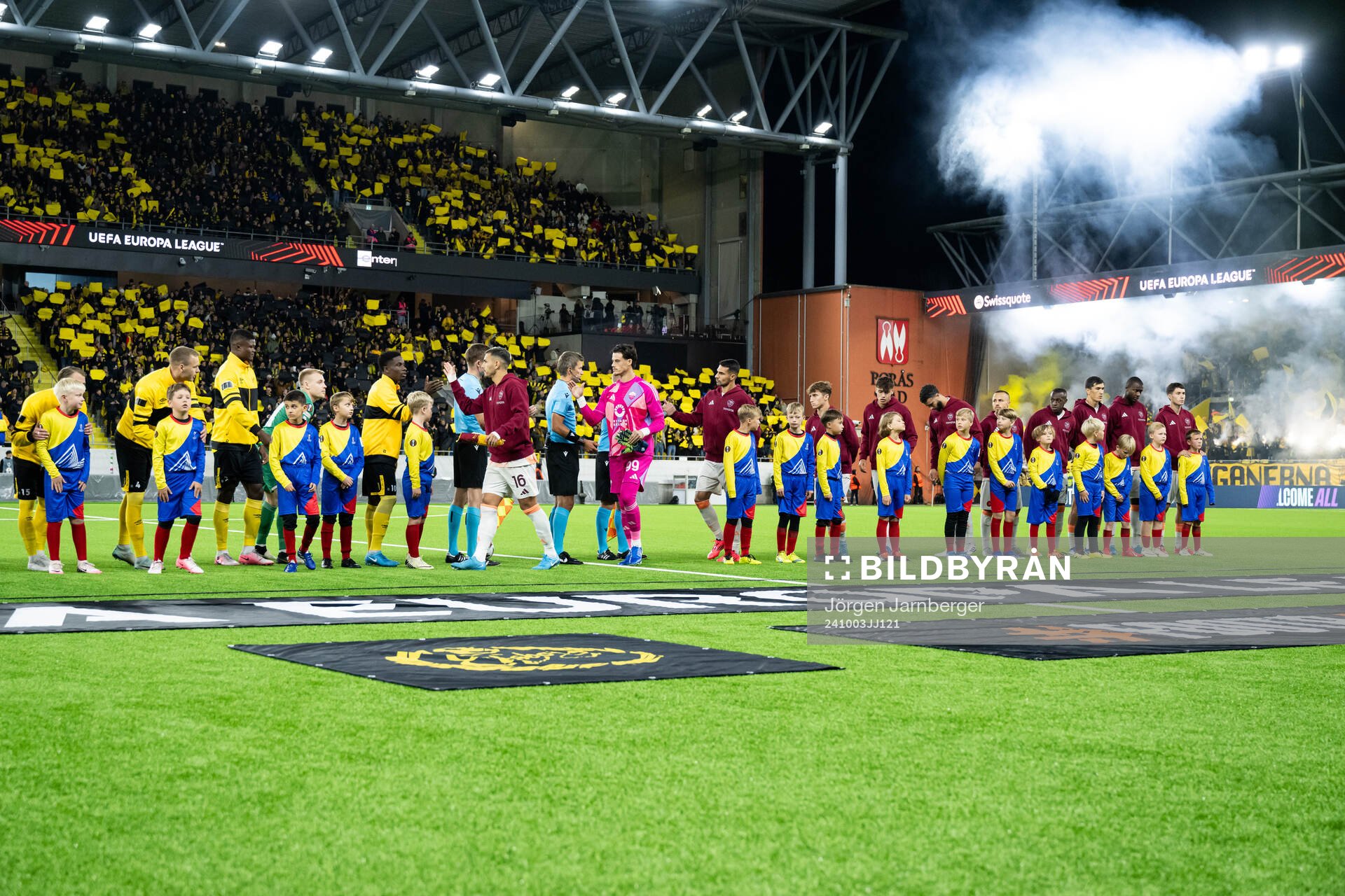 Players of Elfsborg and Roma