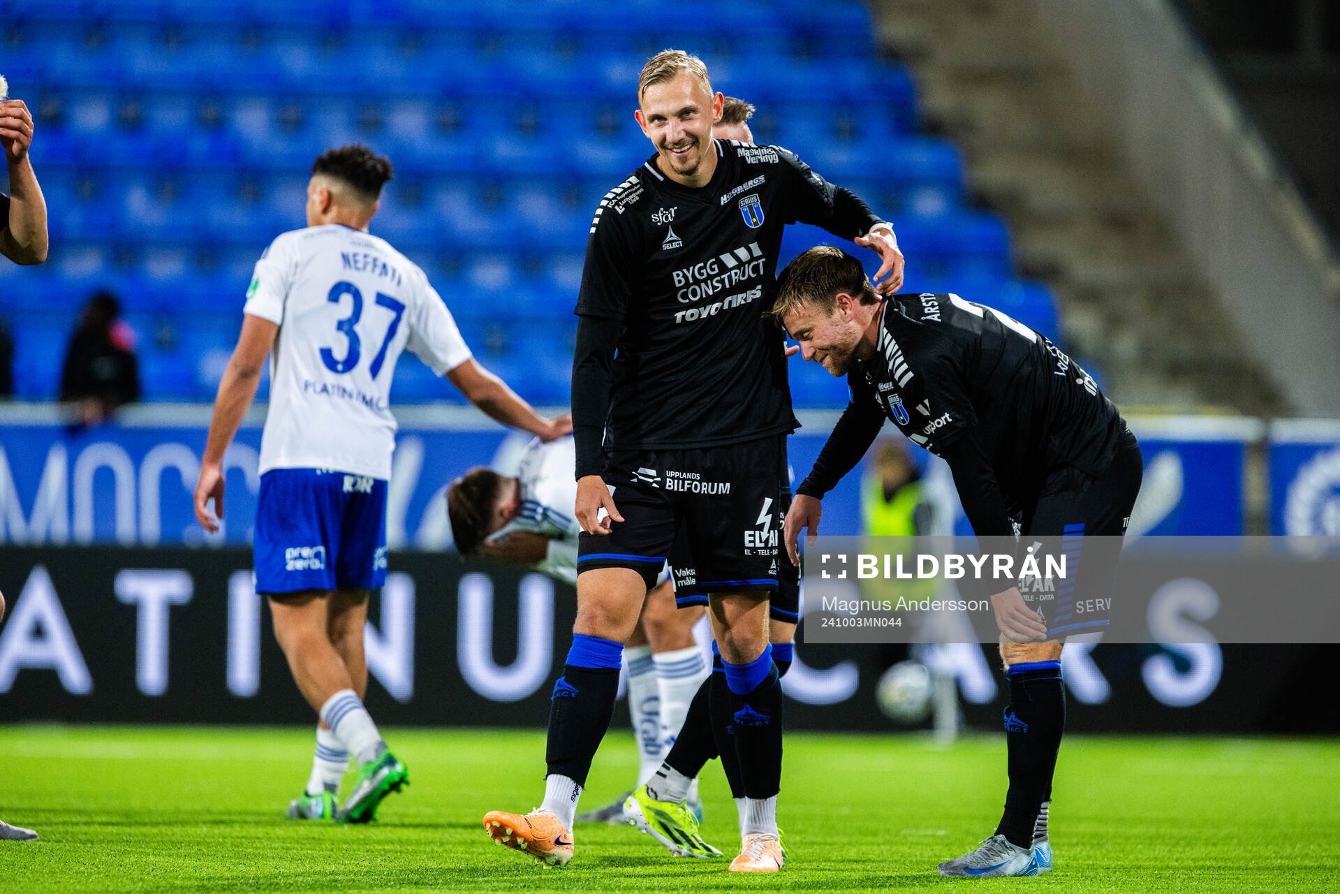 Sirius Jakob Voelkerling Persson jublar
