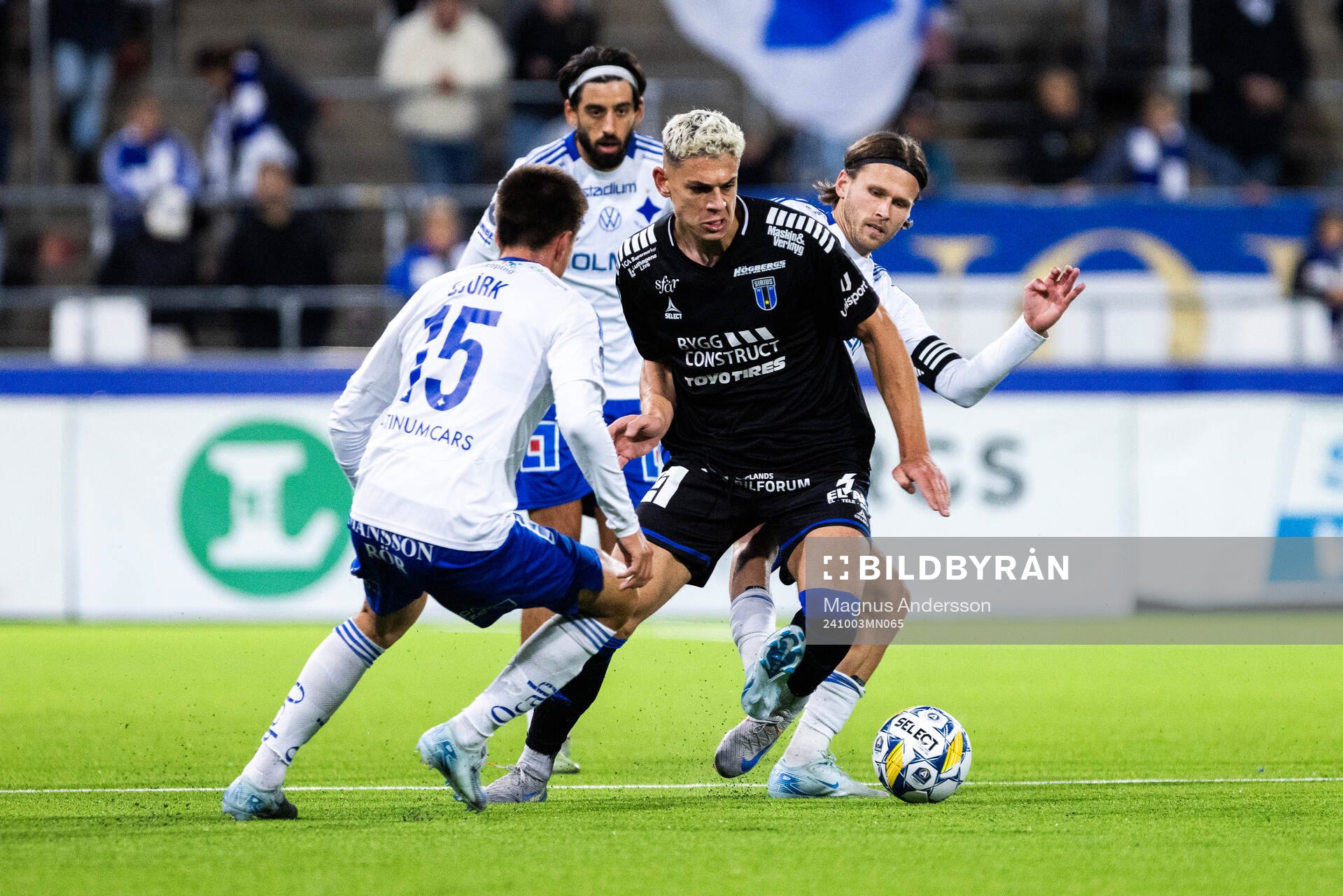 Sirius Yousef Salech och IFK Norrköpings Arnor Traustason