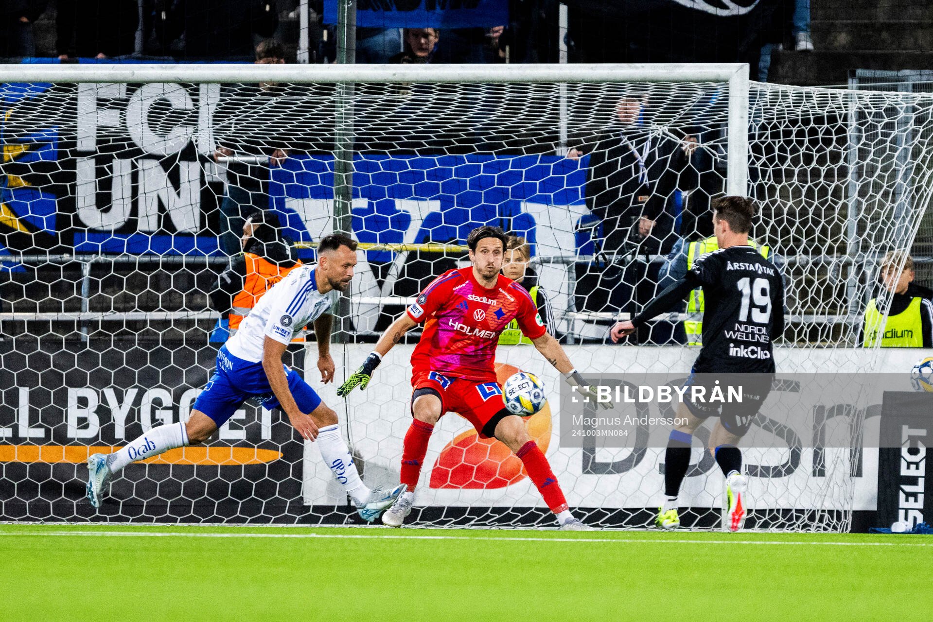 IFK Norrköpings Max Watson och målvakt David Mitov Nilsson