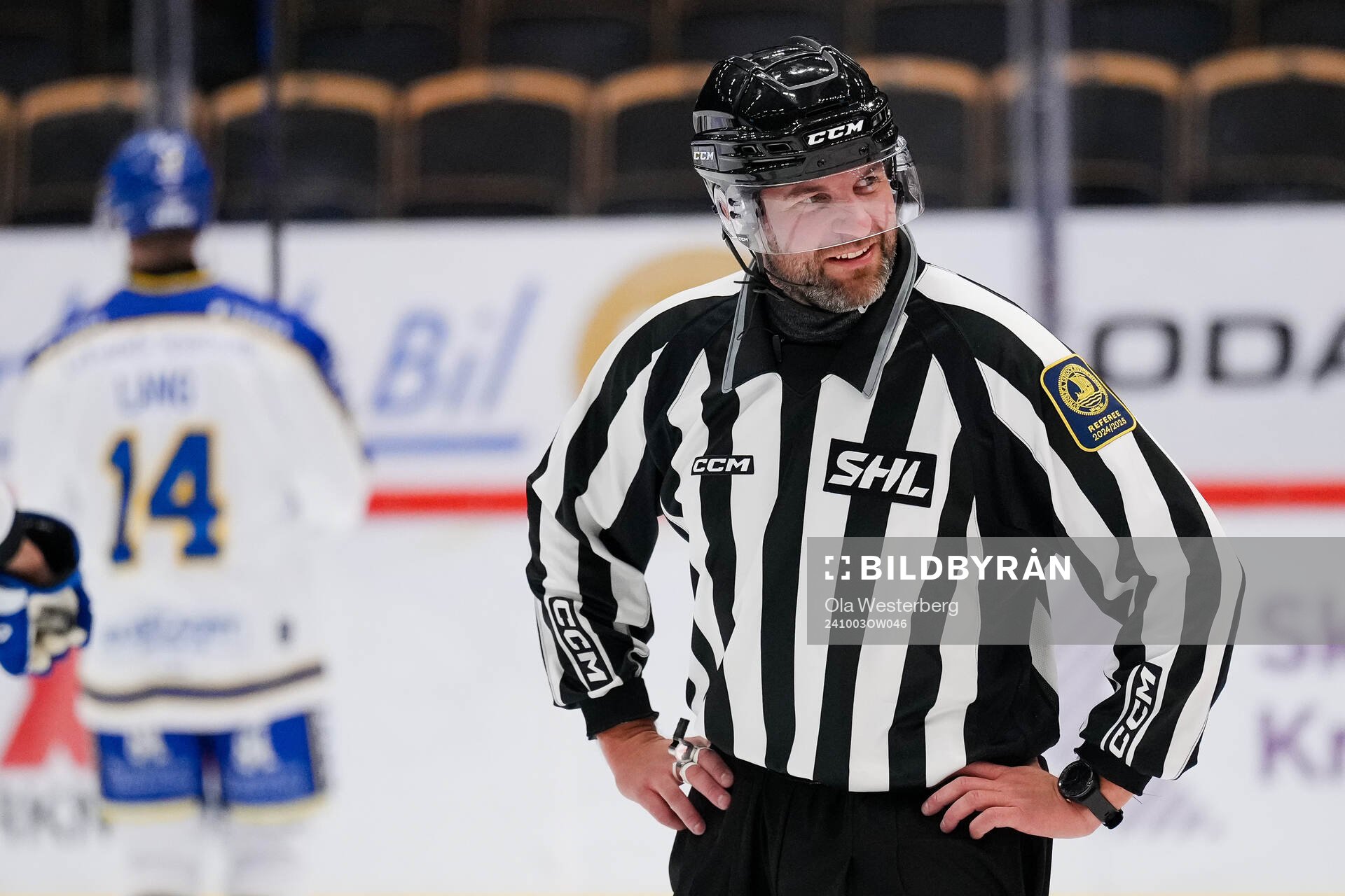 Linjedomare Emil Yletyinen gör match nr 600