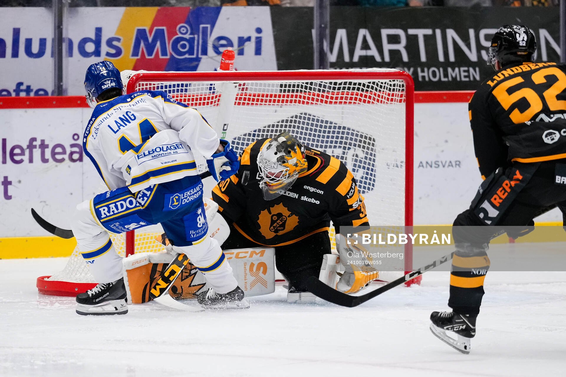 Leksands Oskar Lang och Skellefteås målvakt Gustaf