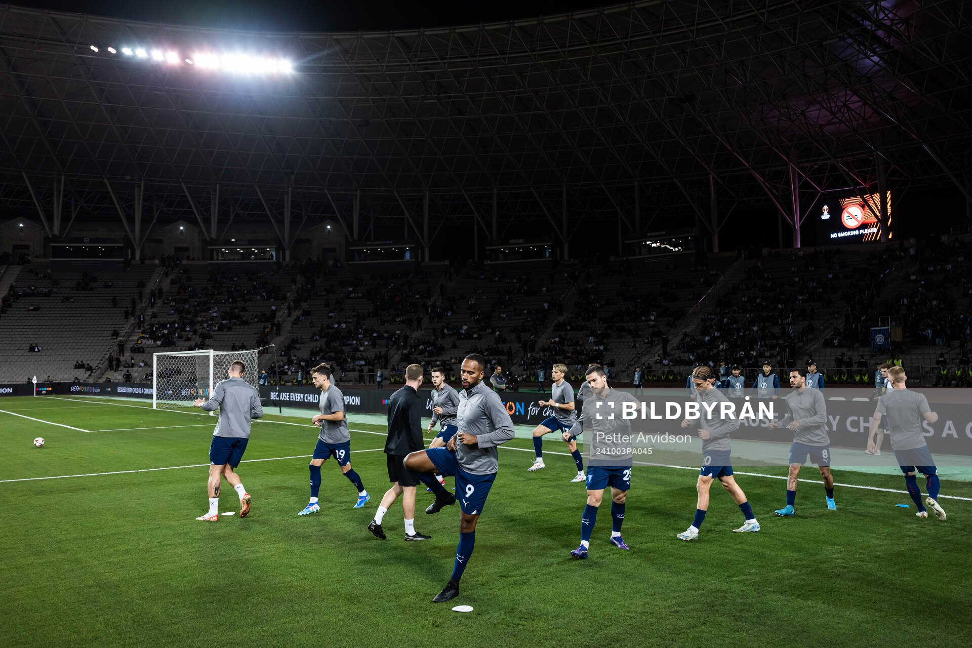 Players of Malmö FF at warm up