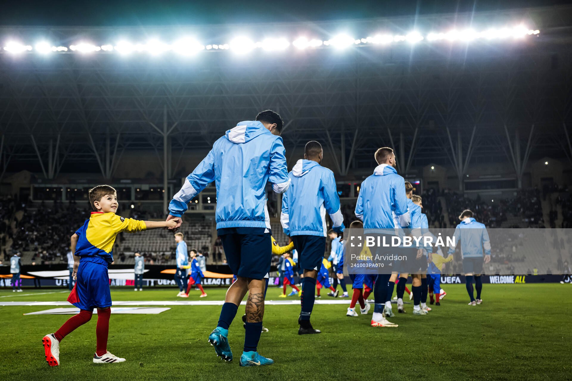 Sergio Pena of Malmö FF enters the pitch