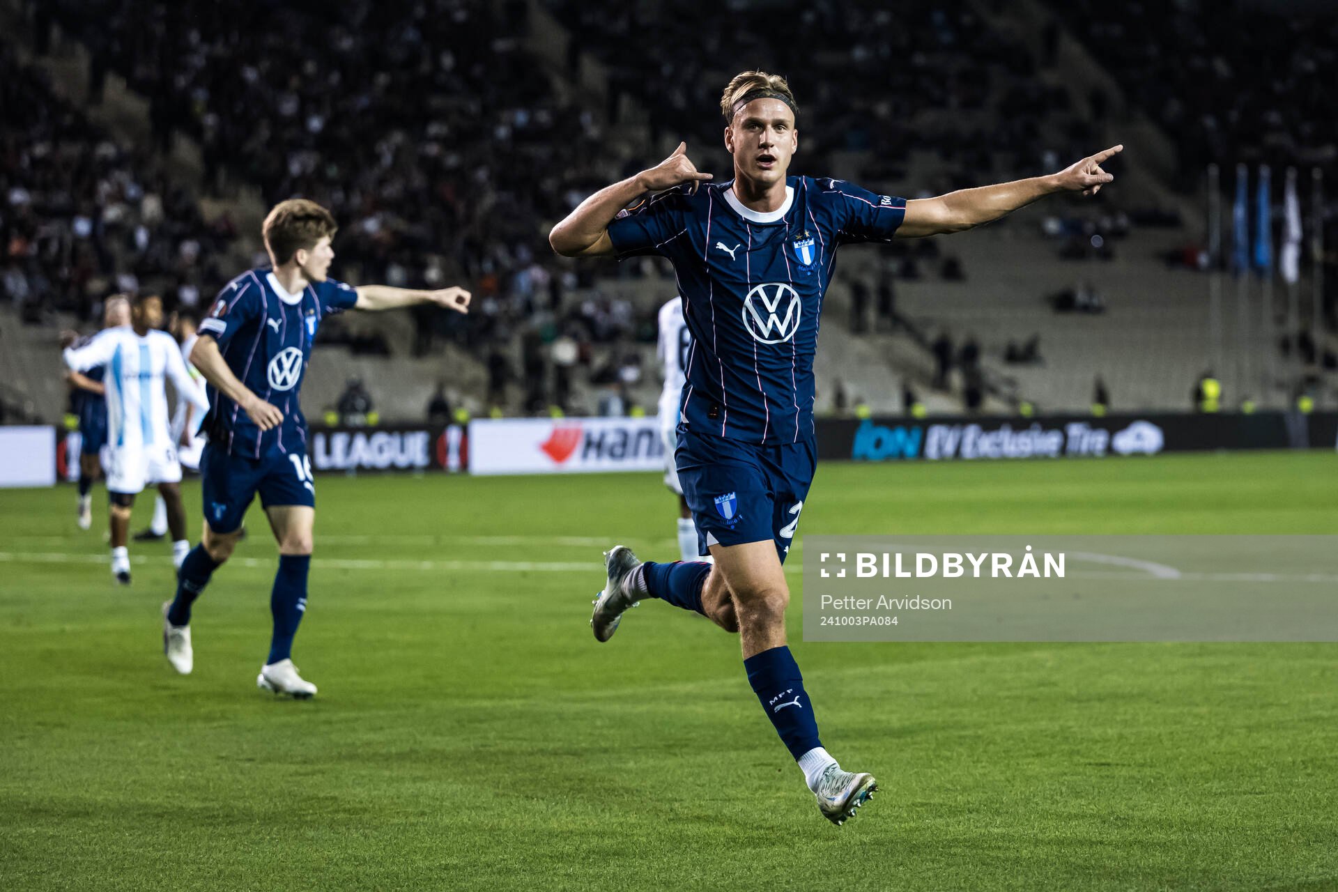 Erik Botheim of Malmö FF celebrates the 1-1 goal during the UEFA Europa League football match between Qarabag and Malmö FF on October 3, 2024 in Baku.