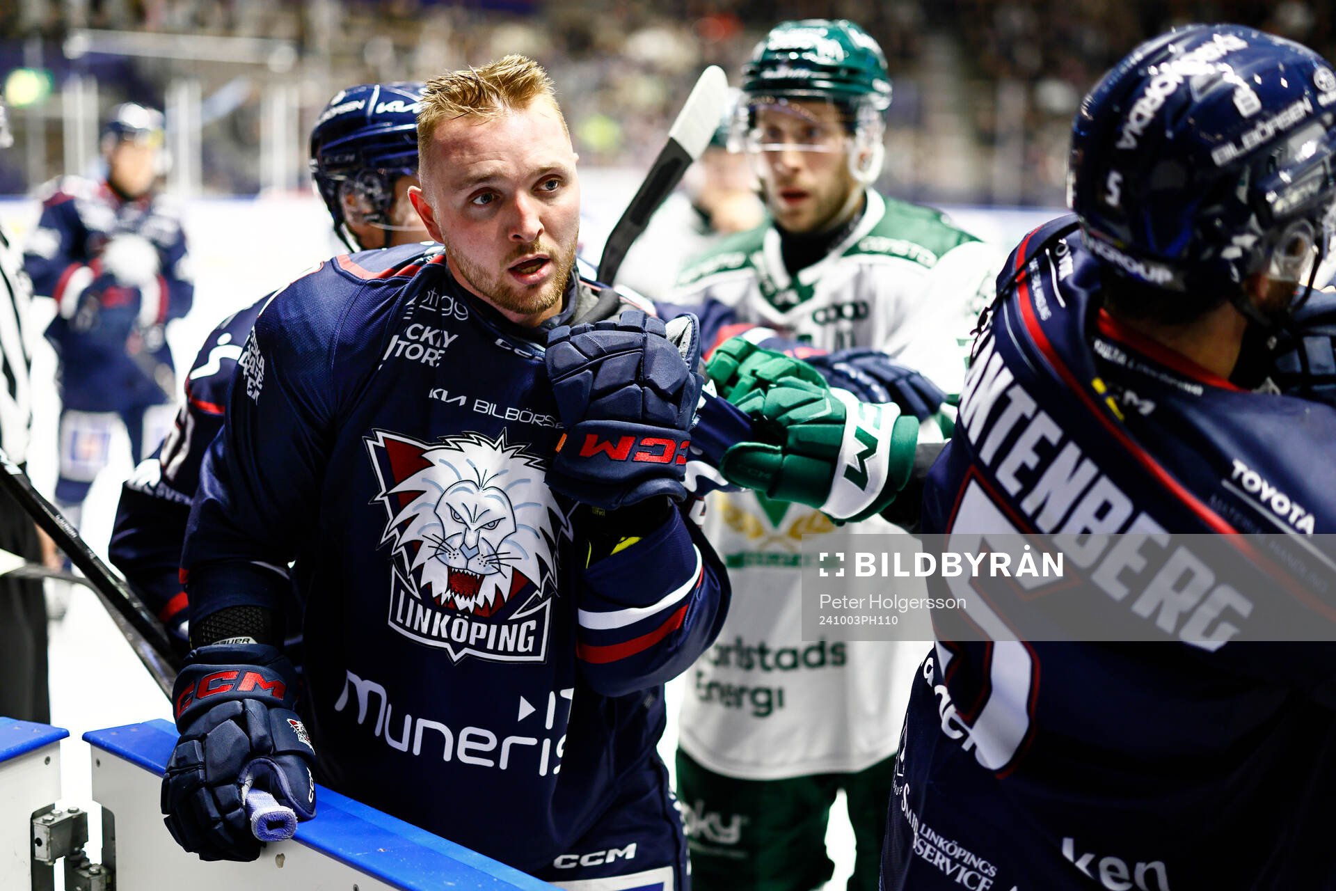 Slagsmål med Linköpings Robin Kovacs