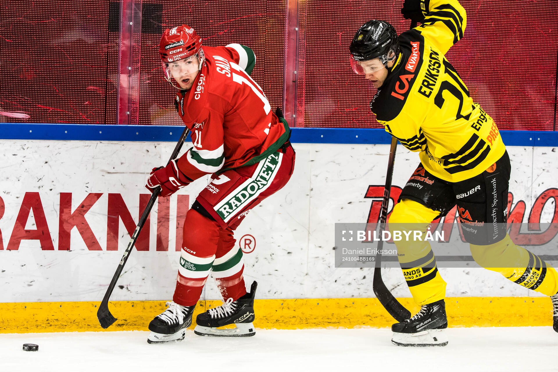 Moras Gustav Salmi-Lilja och Vimmerbys Hampus Eriksson