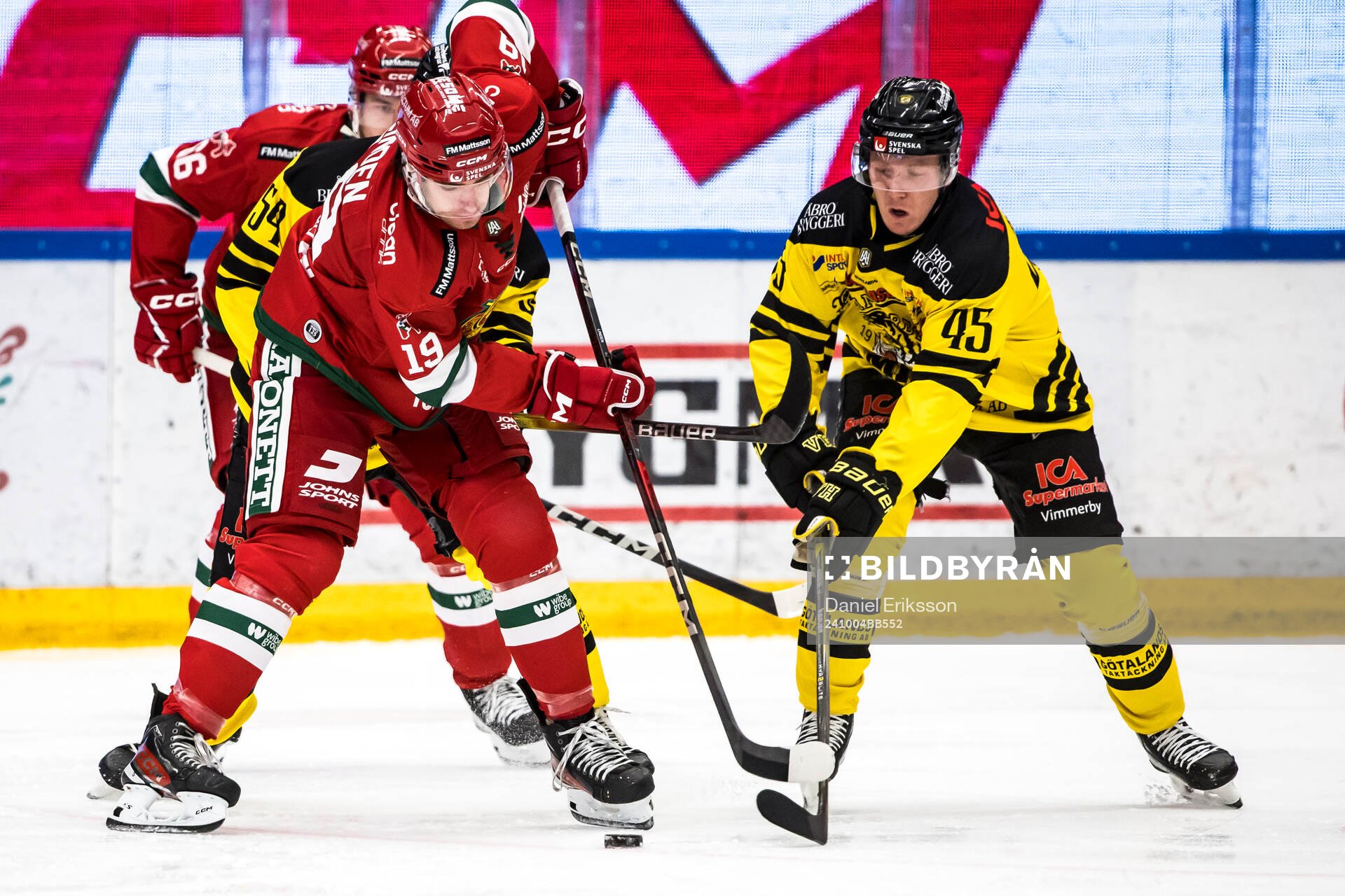 Moras Ture Linden och Vimmerbys Isac Andersson