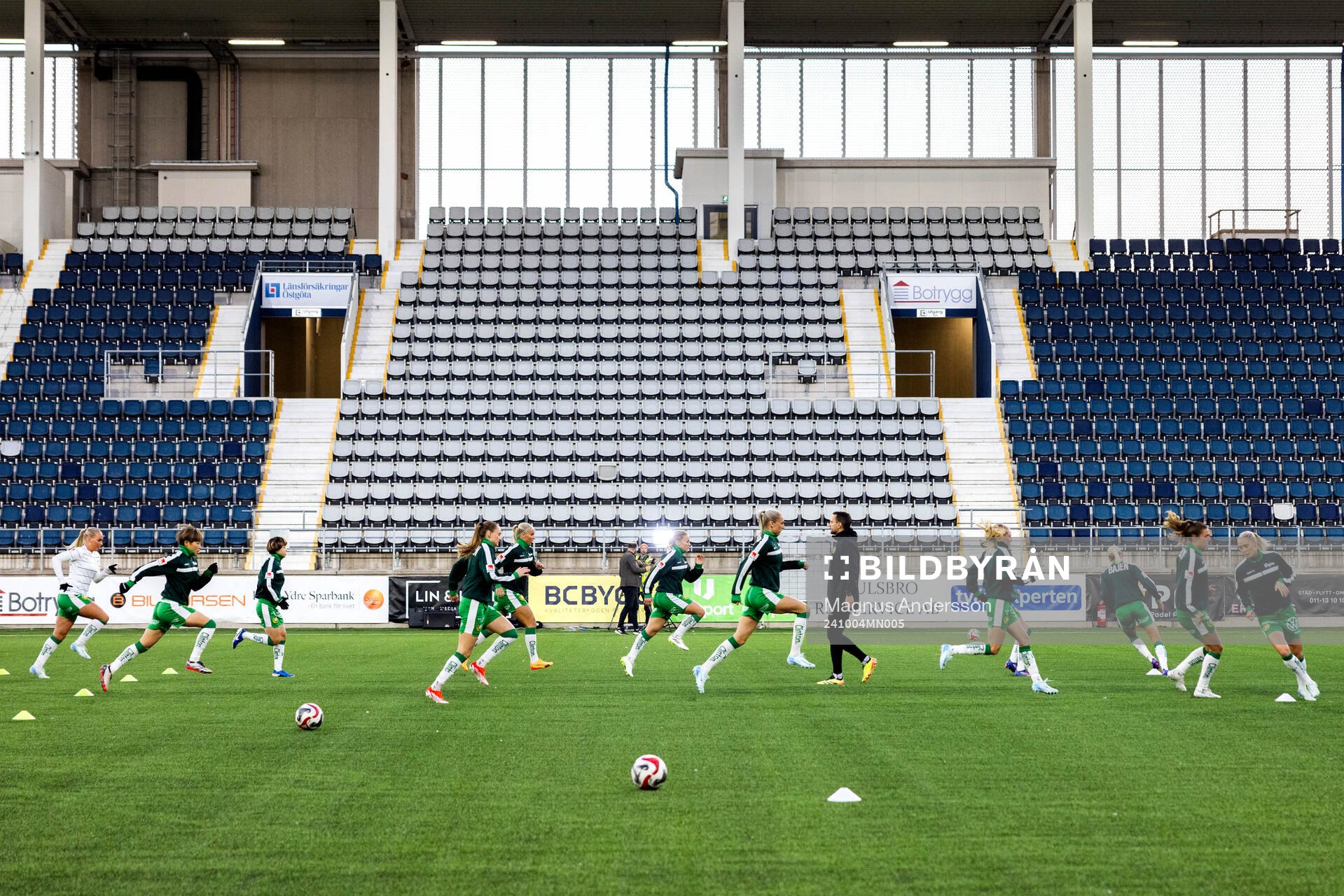 Hammarbys spelare på uppvärmningen