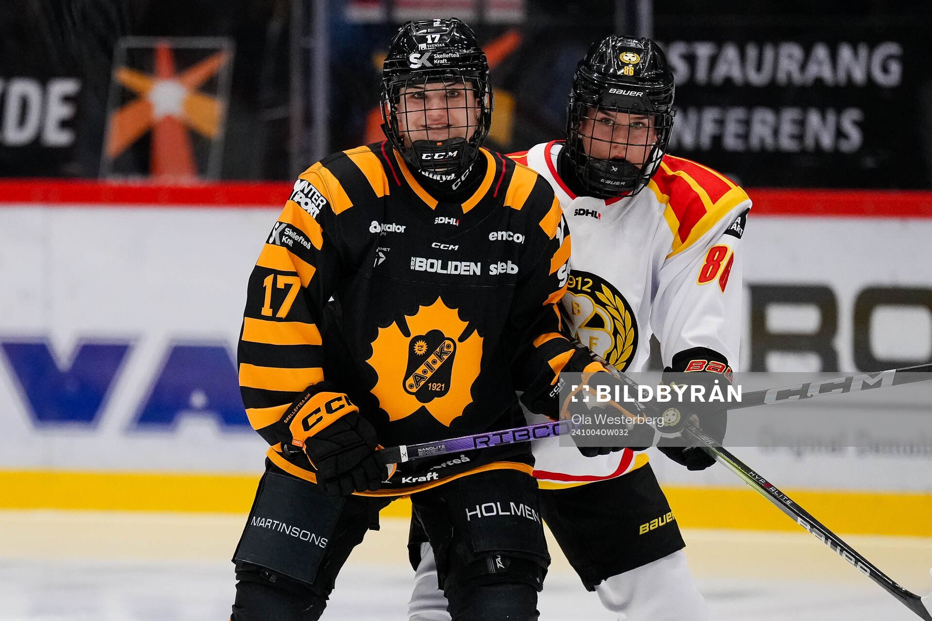Skellefteås Laura Lerchova och Brynäs Sanni Vanhanen
