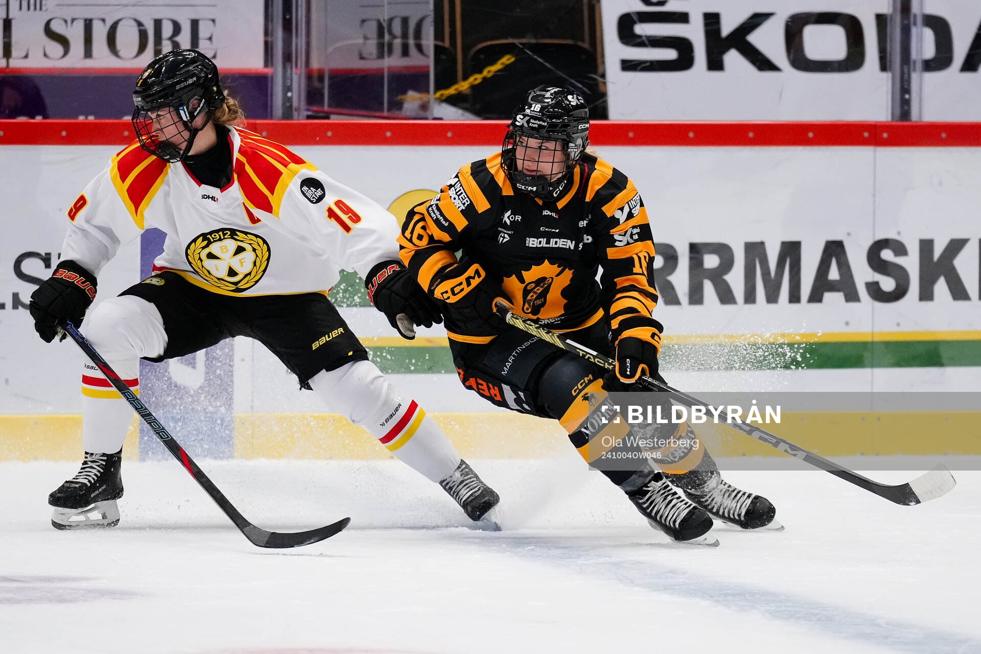 Brynäs Julia Östlund och Skellefteås Vilma Granlund