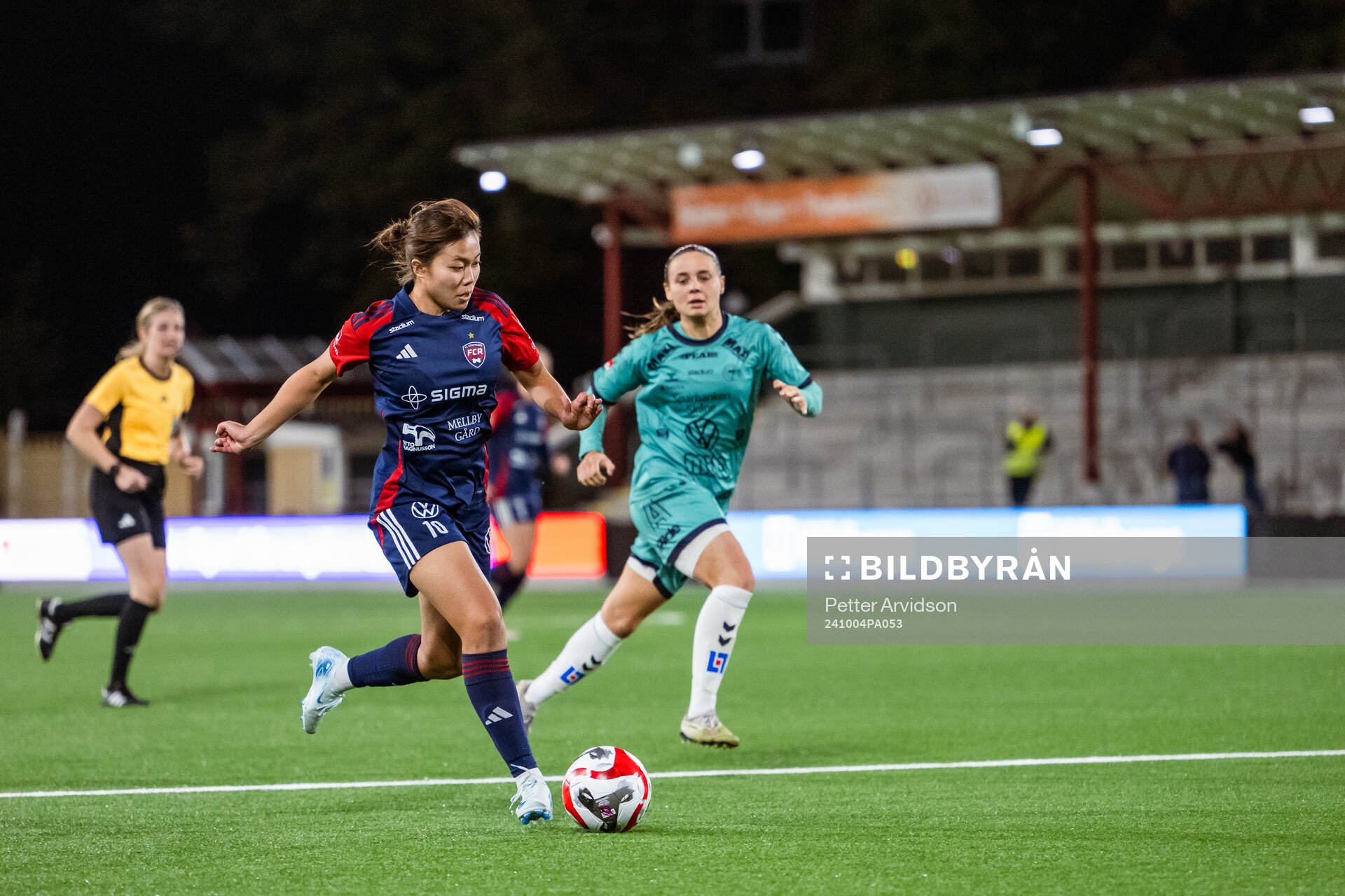 FC Rosengårds Momoko Tanikawa jublar