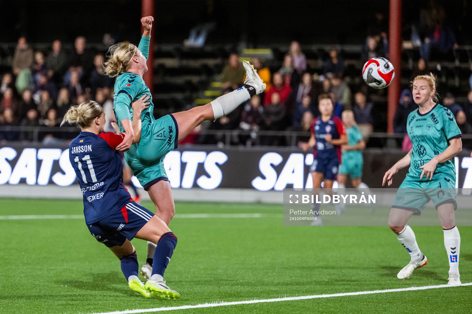 FC Rosengårds Emma Jansson och Kristianstads Katla