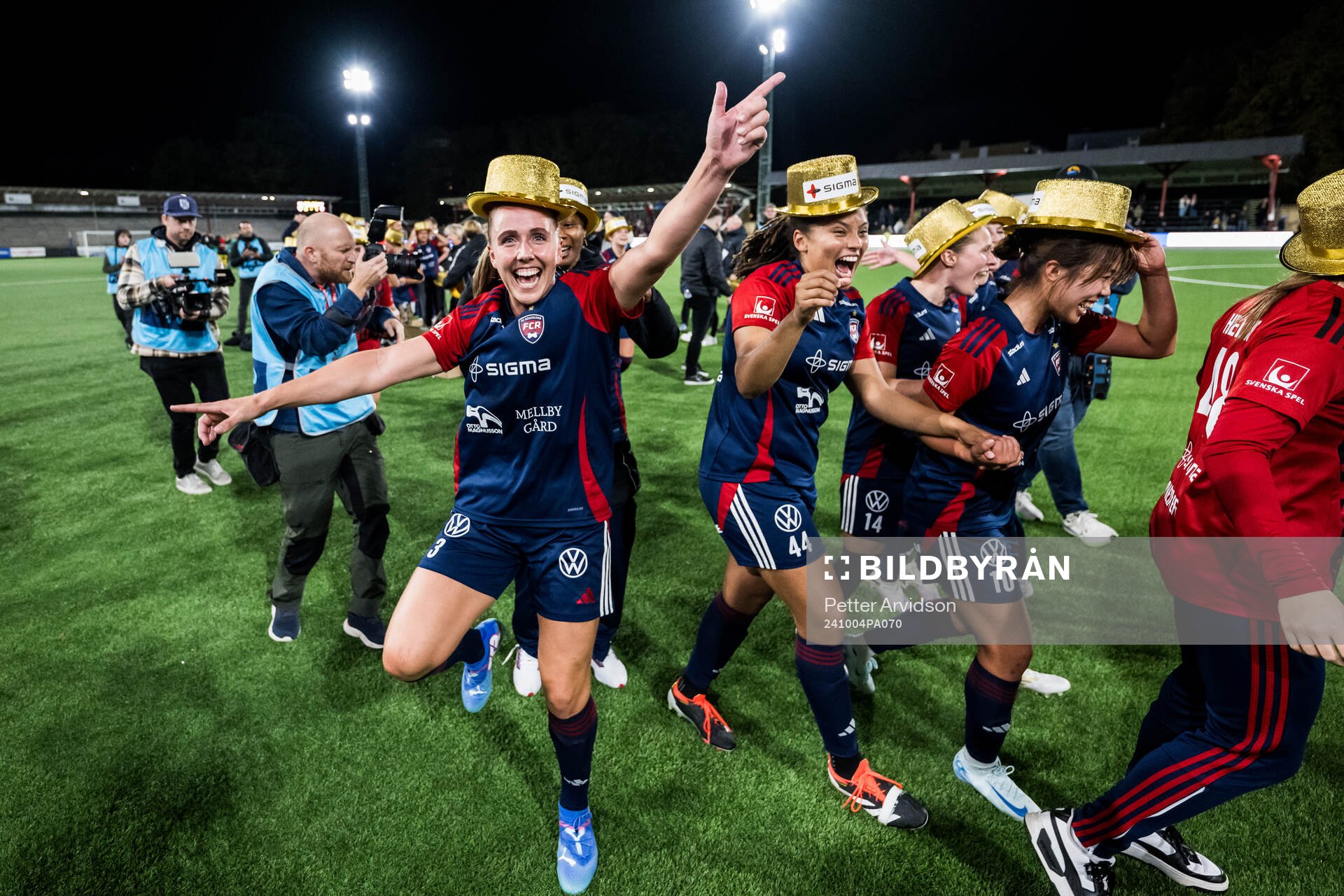 FC Rosengårds Gudrun Arnardottir jublar