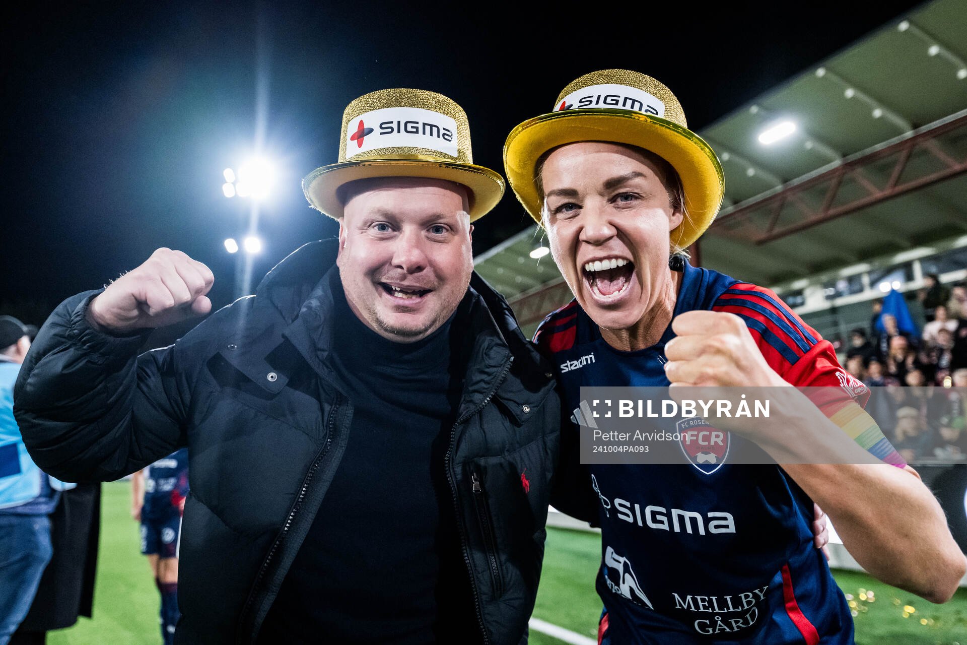 FC Rosengårds tränare Joel Kjetselberg jublar över