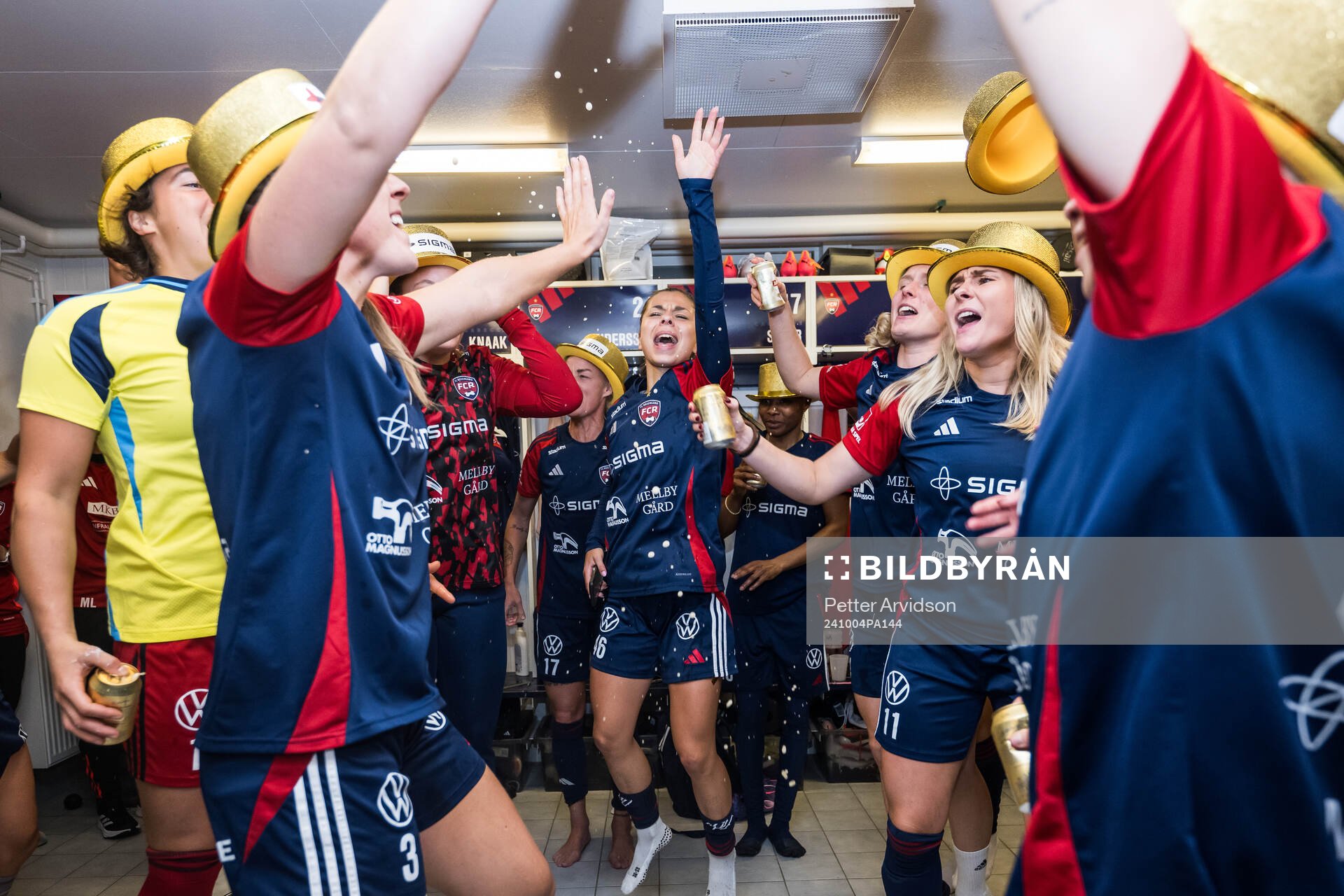 FC Rosengårds Mikaela Stojanovska jublar över SM-guldet