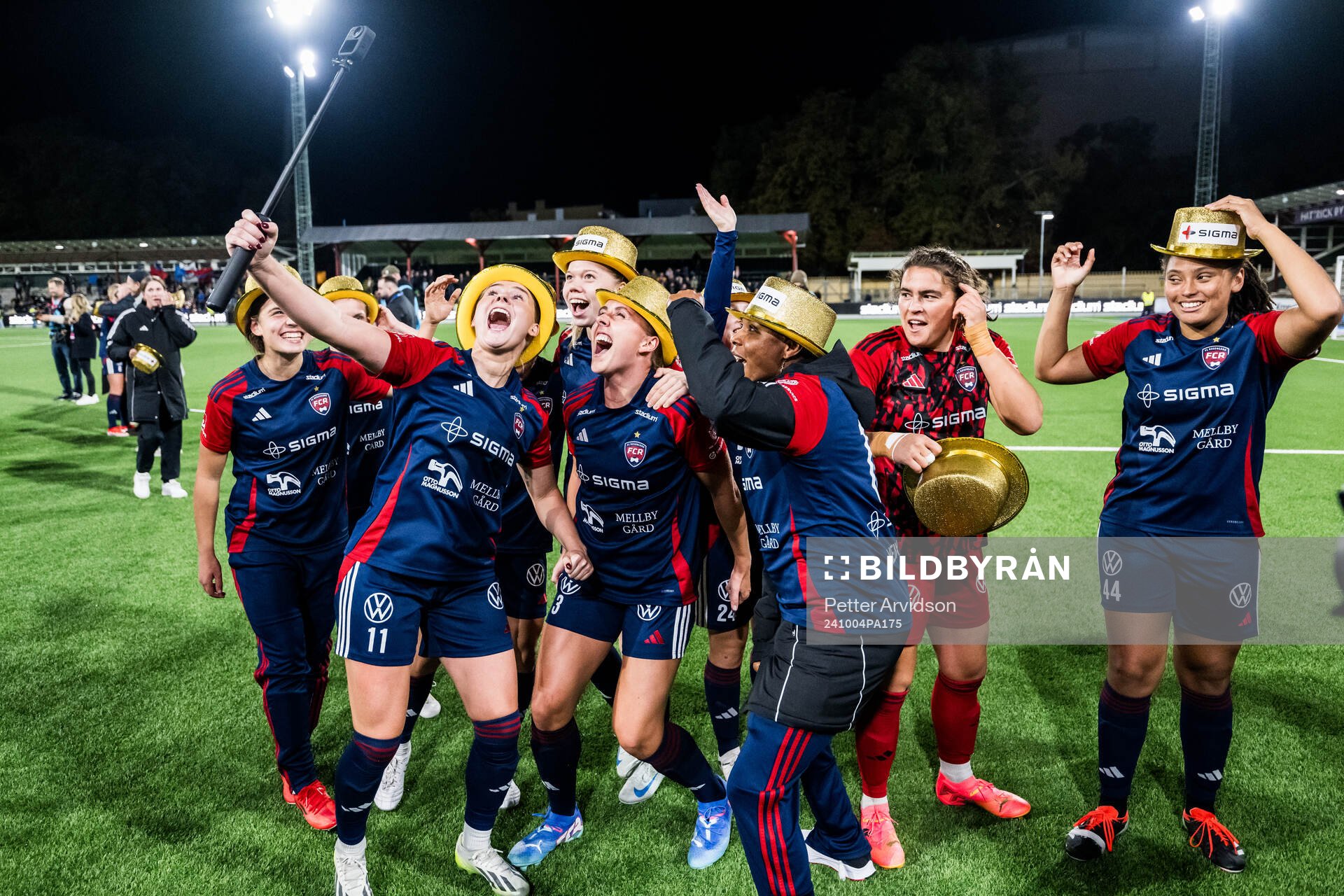 FC Rosengårds Emma Jansson och Gudrun Arnardottir jublar