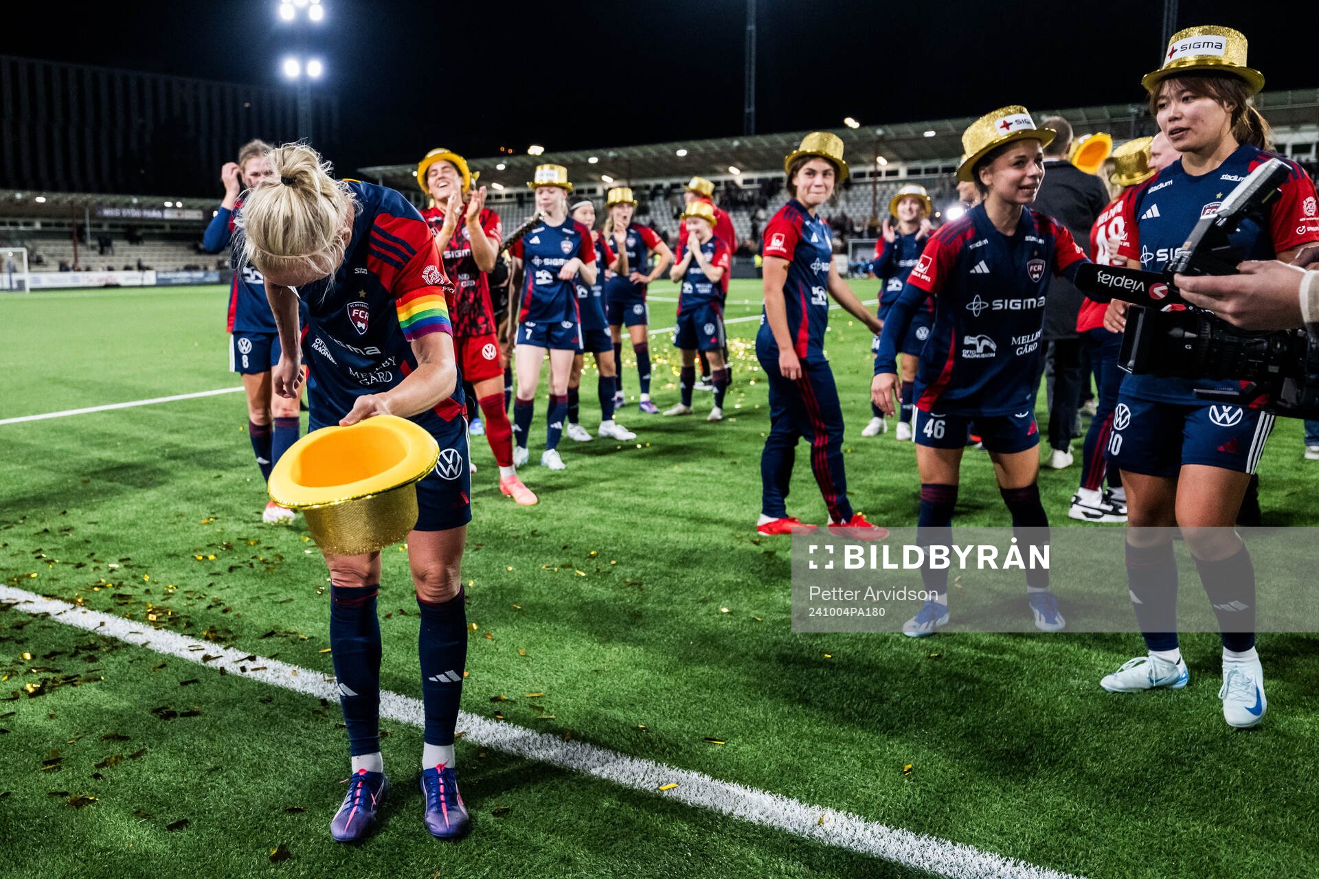 FC Rosengårds Caroline Seger jublar över SM-guldet