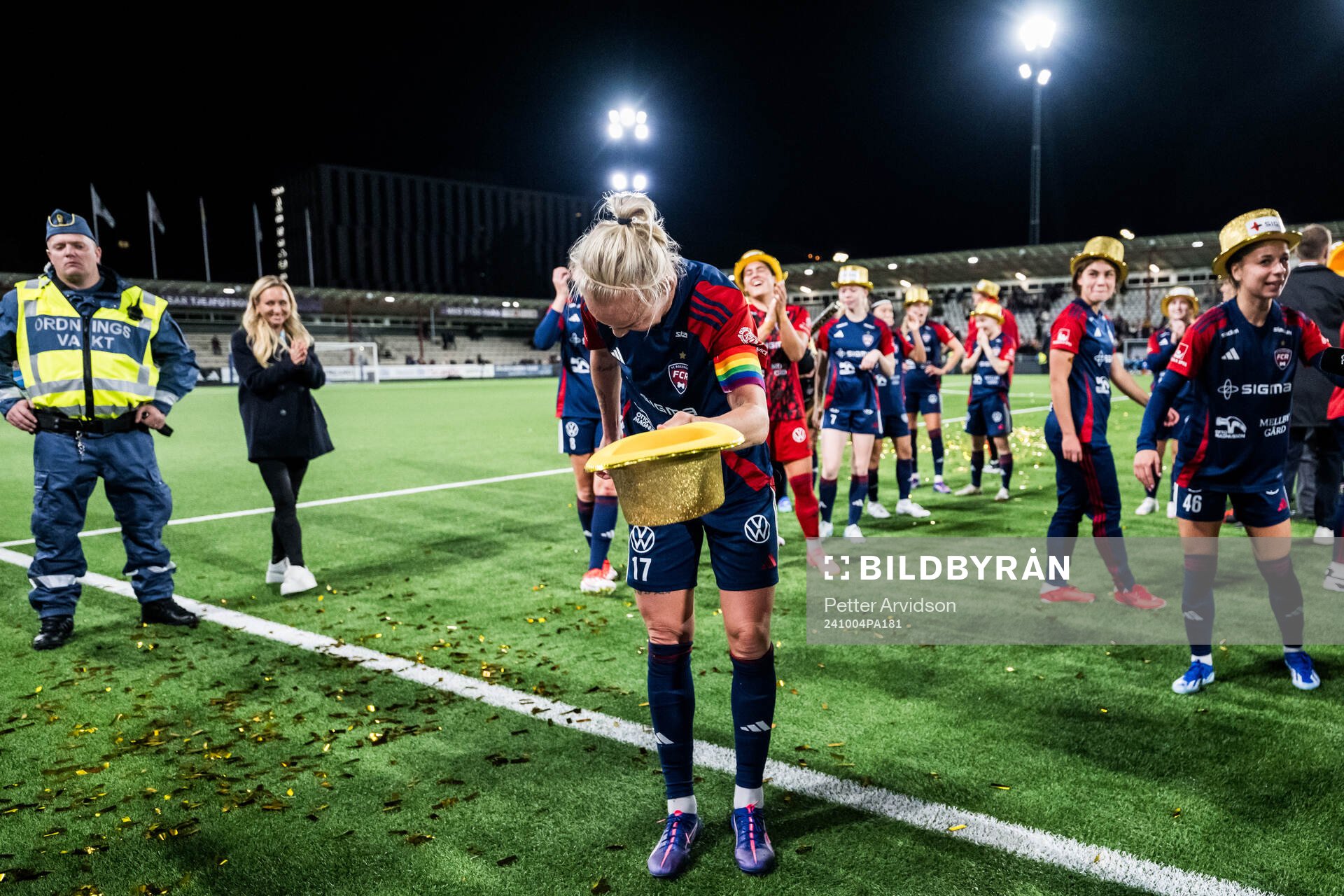 FC Rosengårds Caroline Seger jublar över SM-guldet