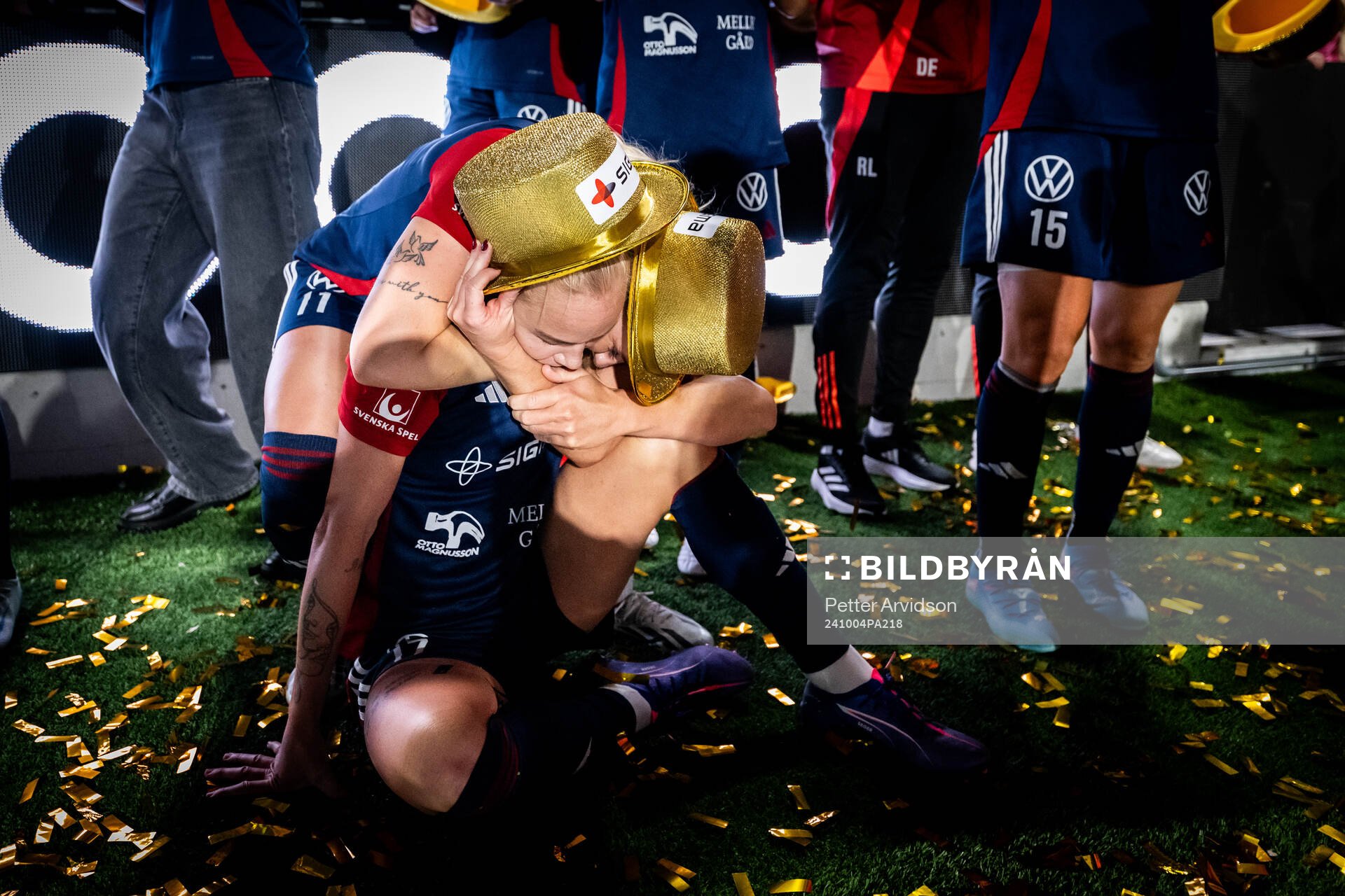 FC Rosengårds Emma Jansson och Caroline Seger jublar