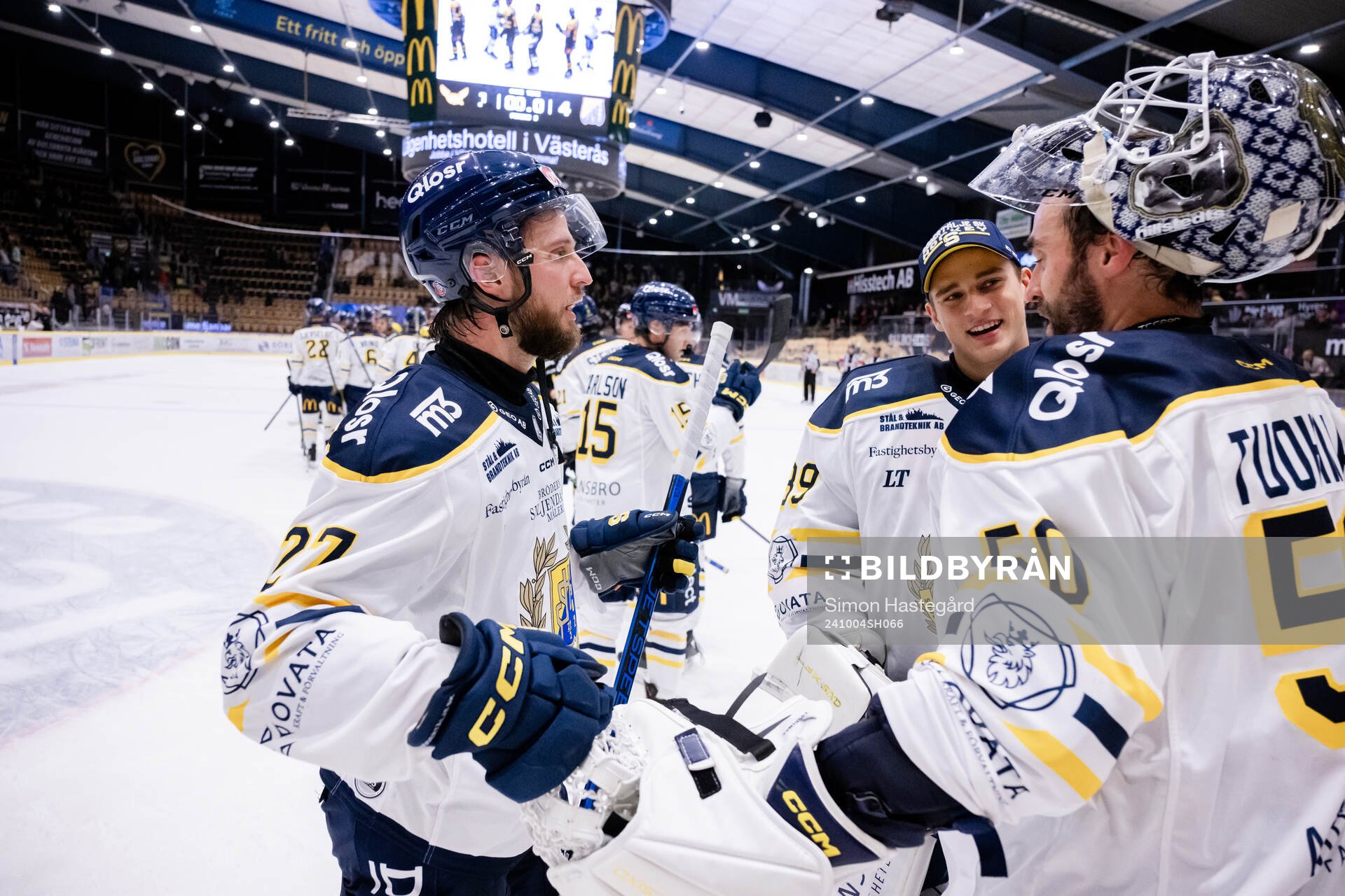 Södertäljes Daniel Norbe och målvakt Frans Tuohimaa