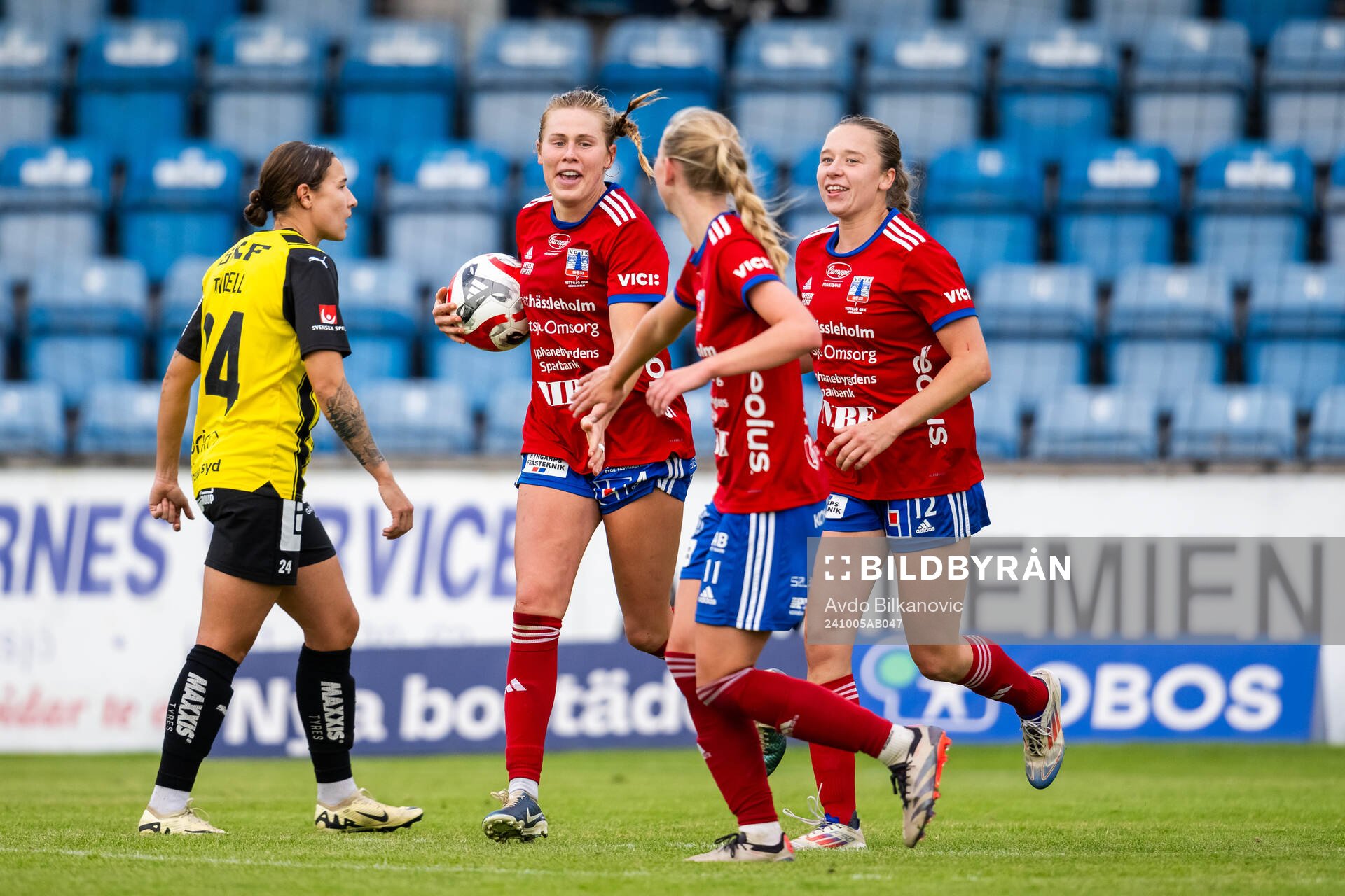 Vittsjös Julia Nicole Leas jublar under fotbollsmatchen i Damallsvenskan mellan Vittsjö och Häcken den 5 oktober 2024 i Vittsjö. 