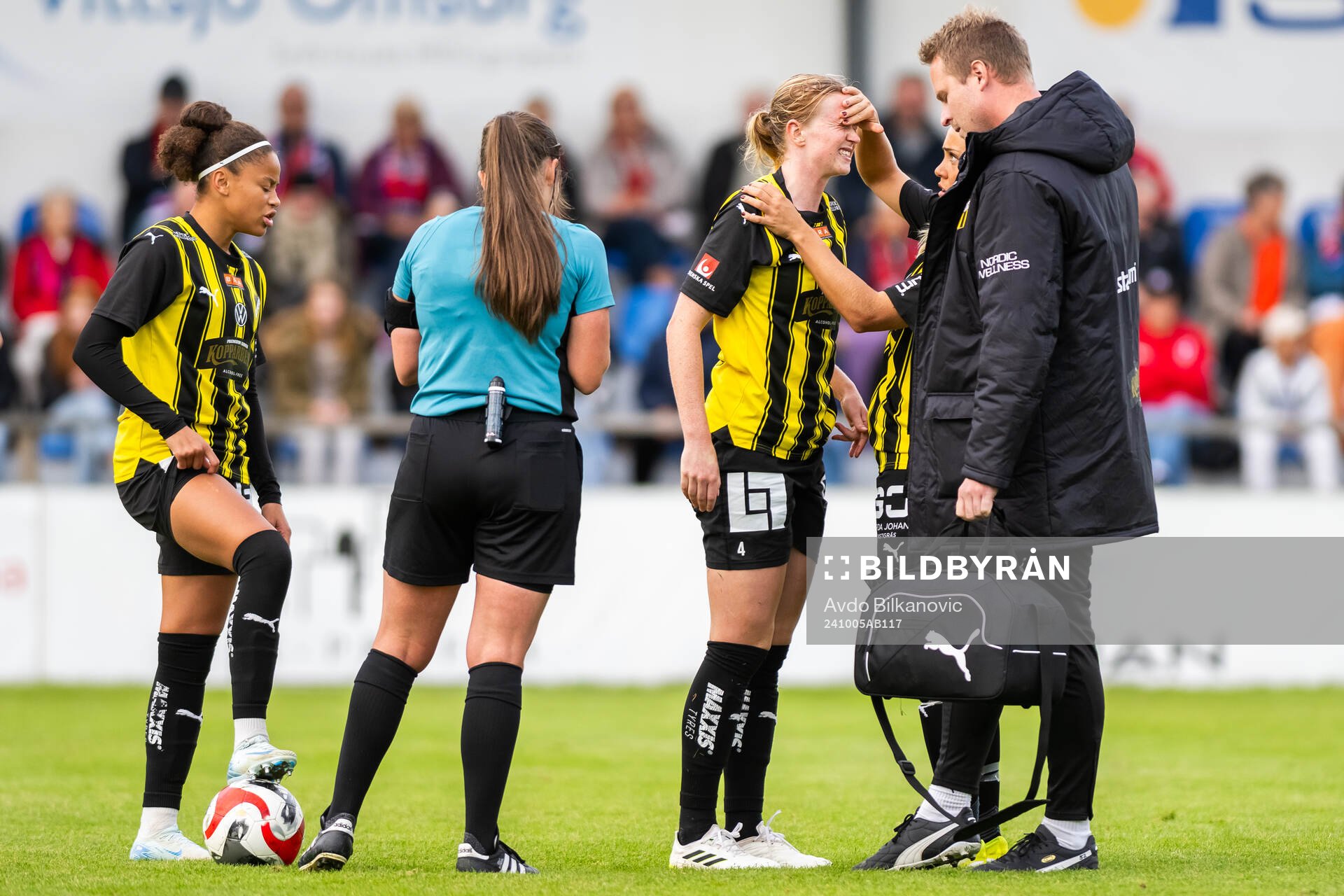 Häckens Emma Östlund får hjälp