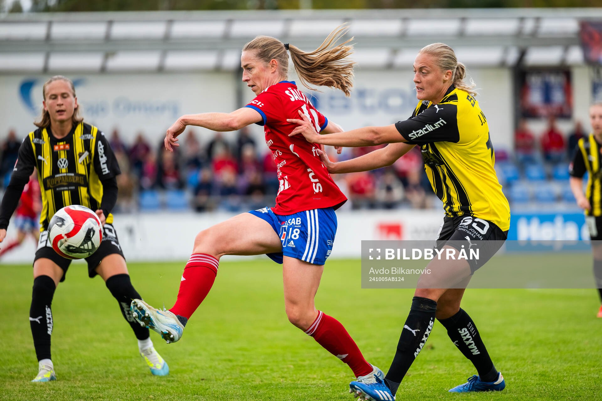 Vittsjös Linda Charlotta Sällström och Häckens Elma