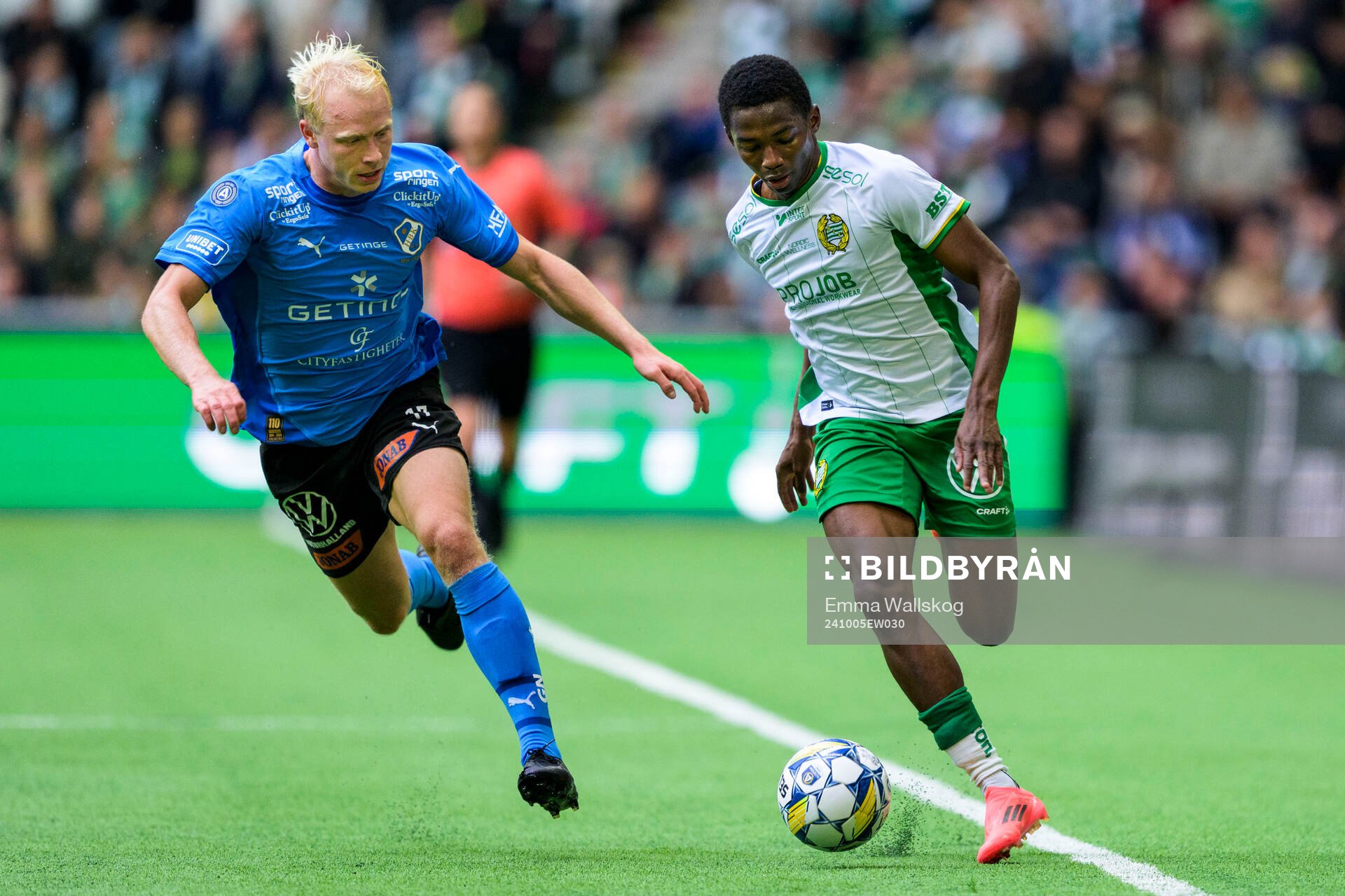 Halmstads André Boman och Hammarbys Bouzomana Toure