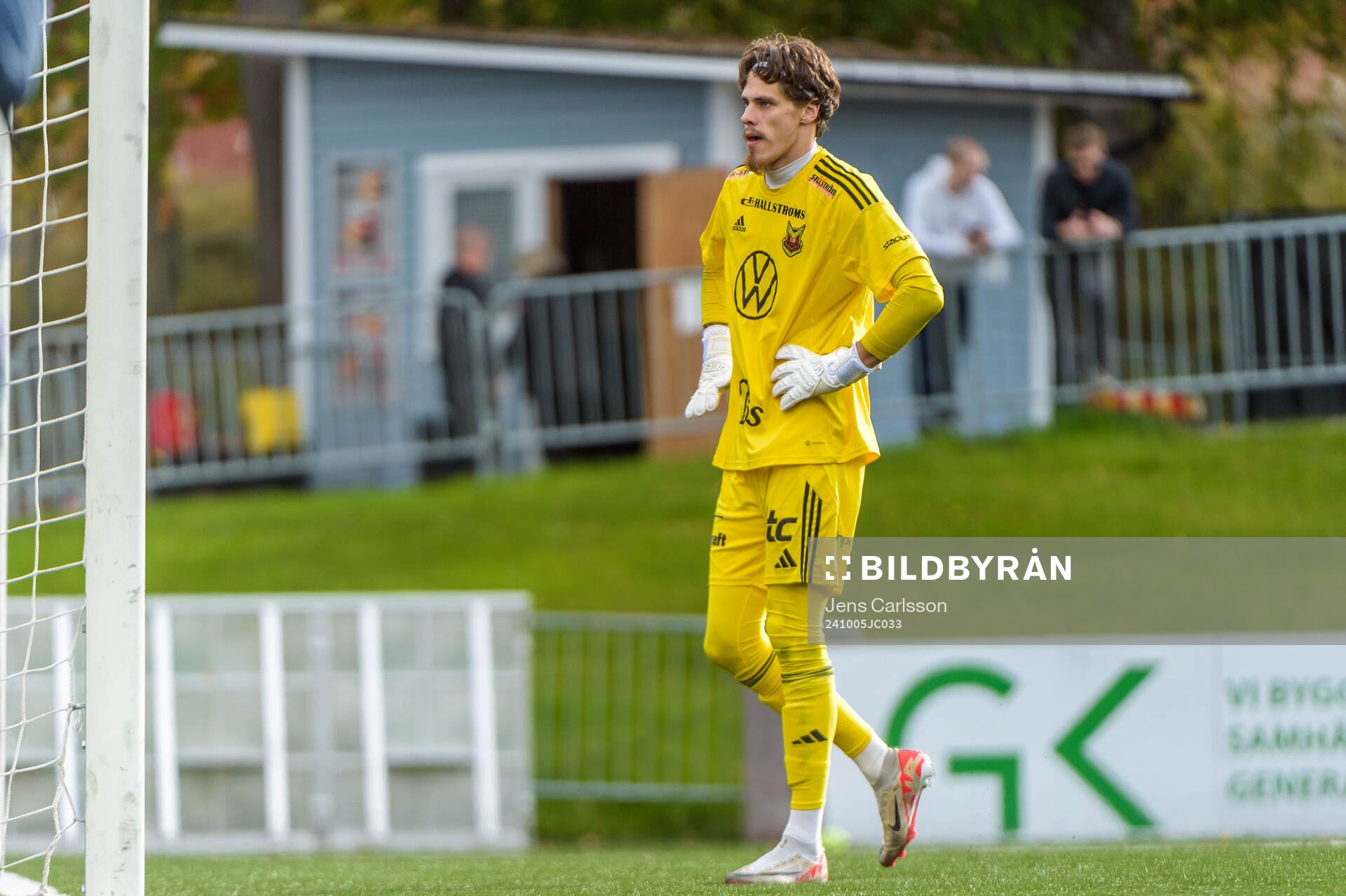 Östersunds Adam Benediktsson deppar