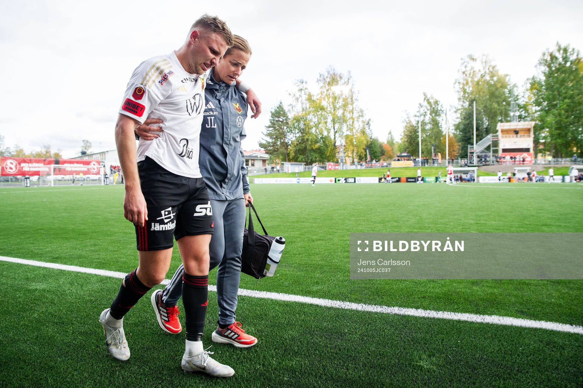 Östersunds Mykola Musolitin har ont
