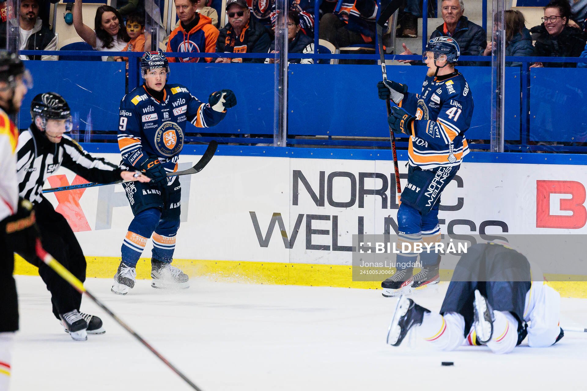 Växjös Victor Stjernborg och Ludvig Nilsson jublar