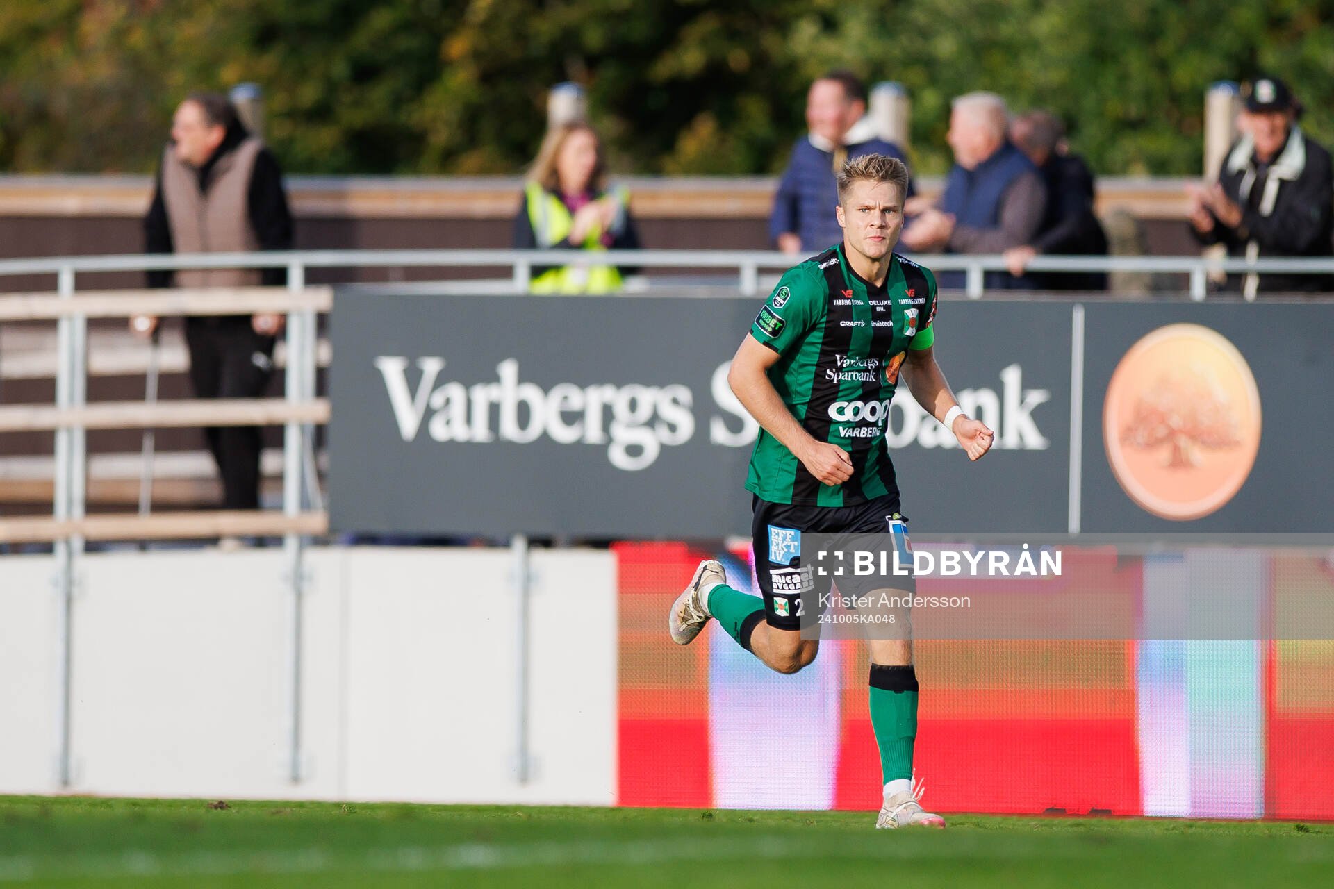 Varbergs Gustav Broman jublar
