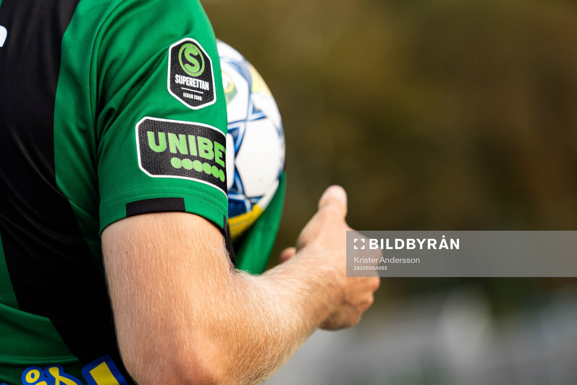 Unibet logo på en tröja