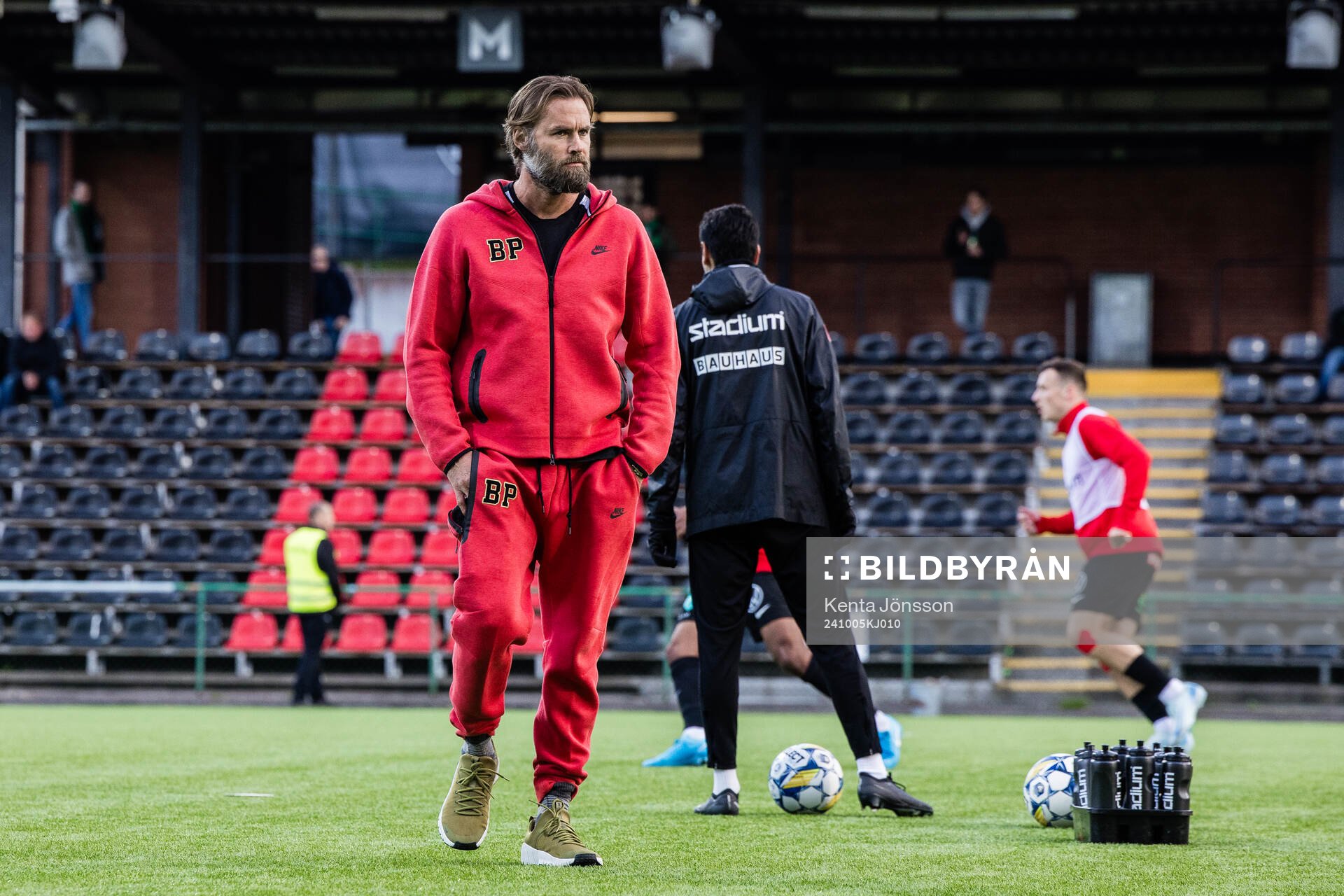 Brommapojkarnas tränare Olof Mellberg