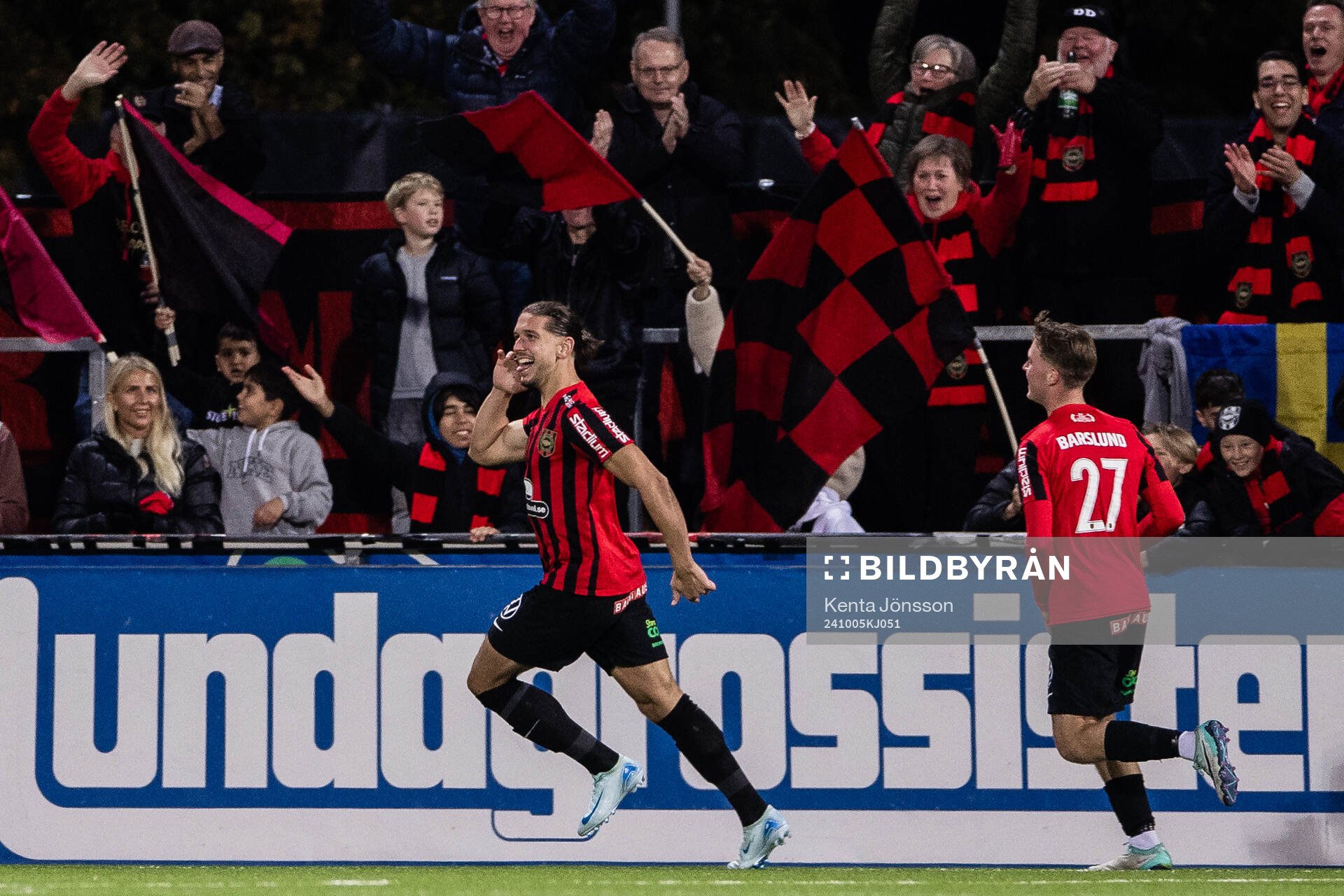 Brommapojkarnas Nikola Vasic jublar